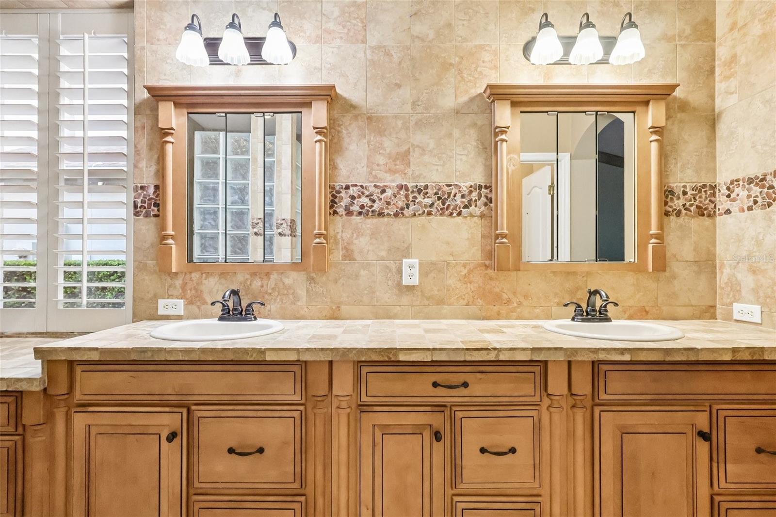 8013 Pine Hollow, Mount Dora, FL 32757