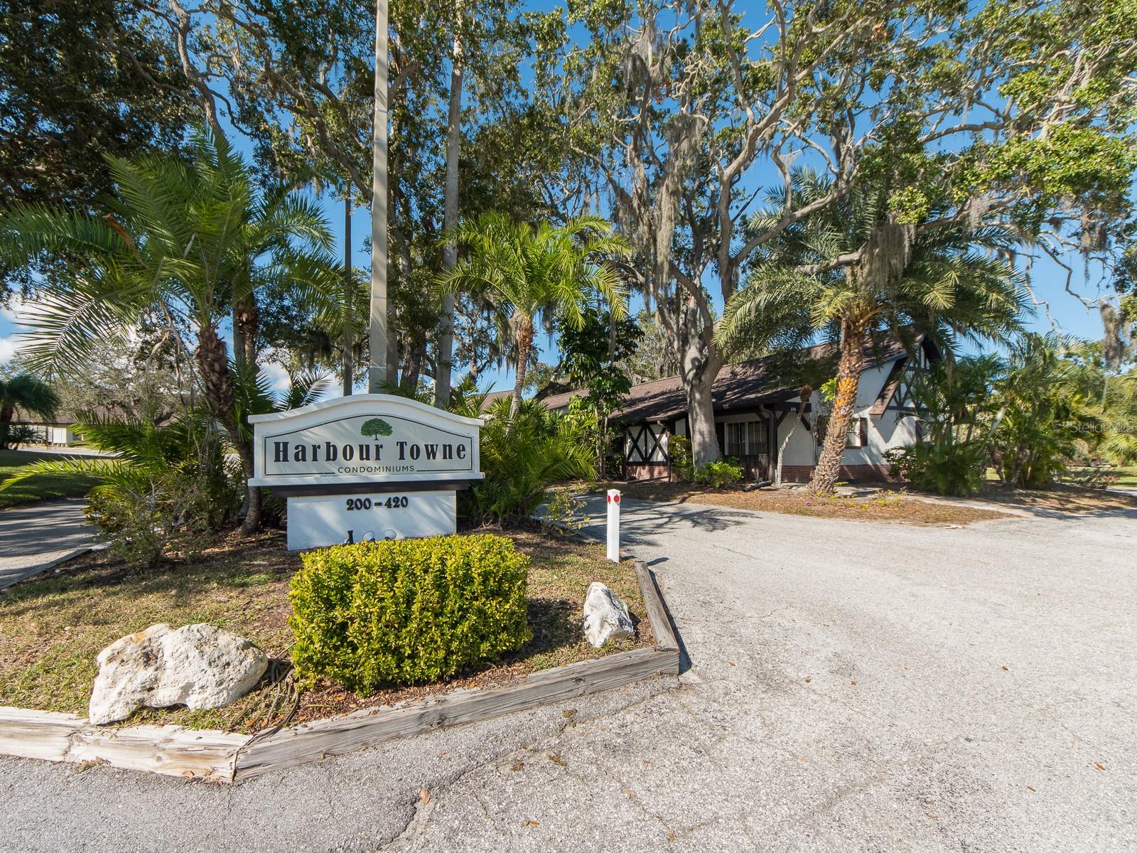 310 Bayshore Unit 103, Clearwater, FL 33759