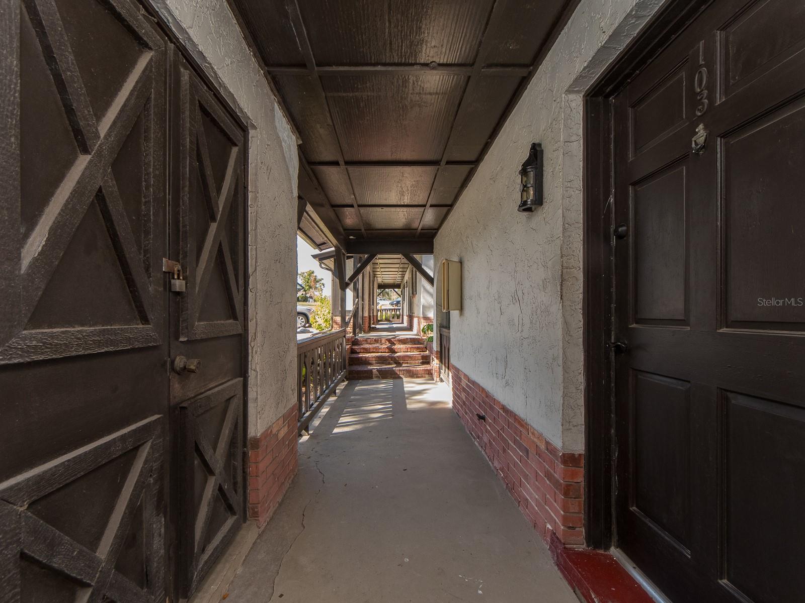 310 Bayshore Unit 103, Clearwater, FL 33759
