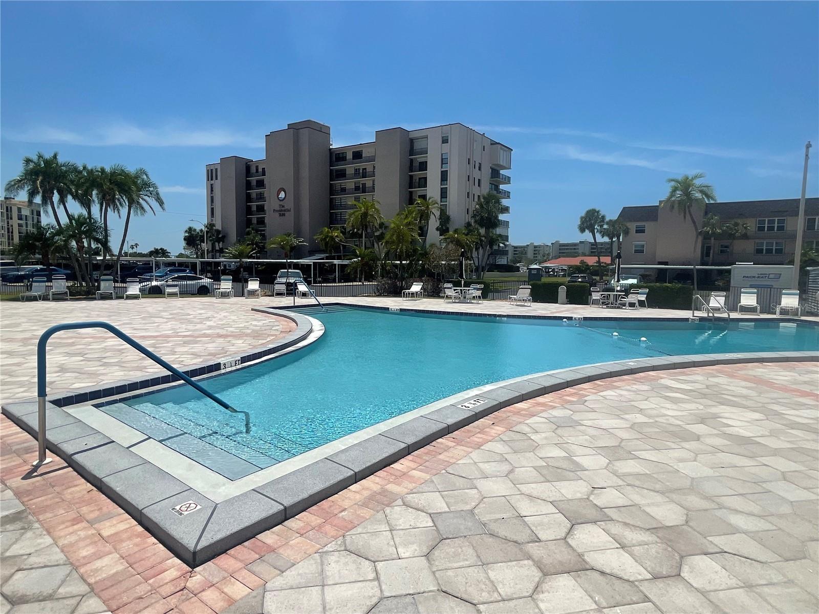 7910 Sun Island Unit 203, South Pasadena, FL 33707