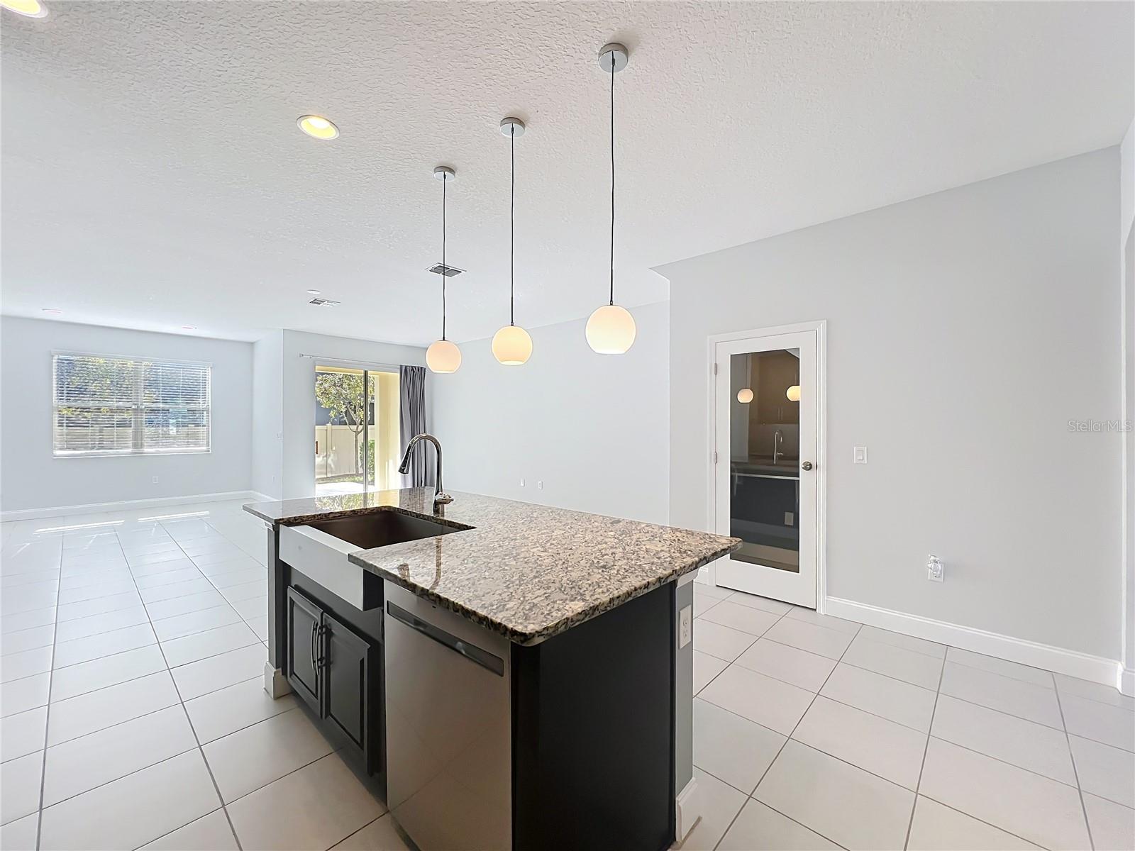 2592 Econ Landing, Orlando, FL 32825