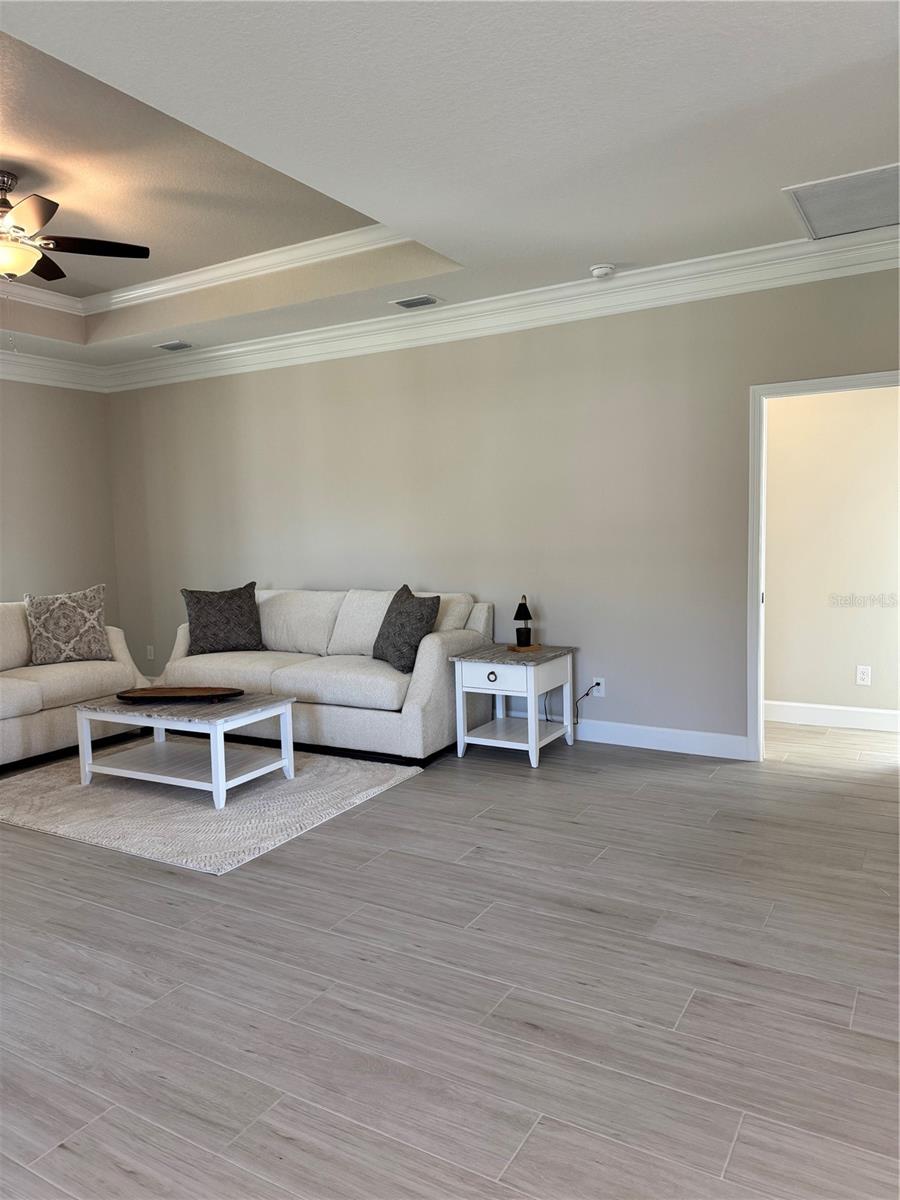 720 Redbud, Englewood, FL 34223