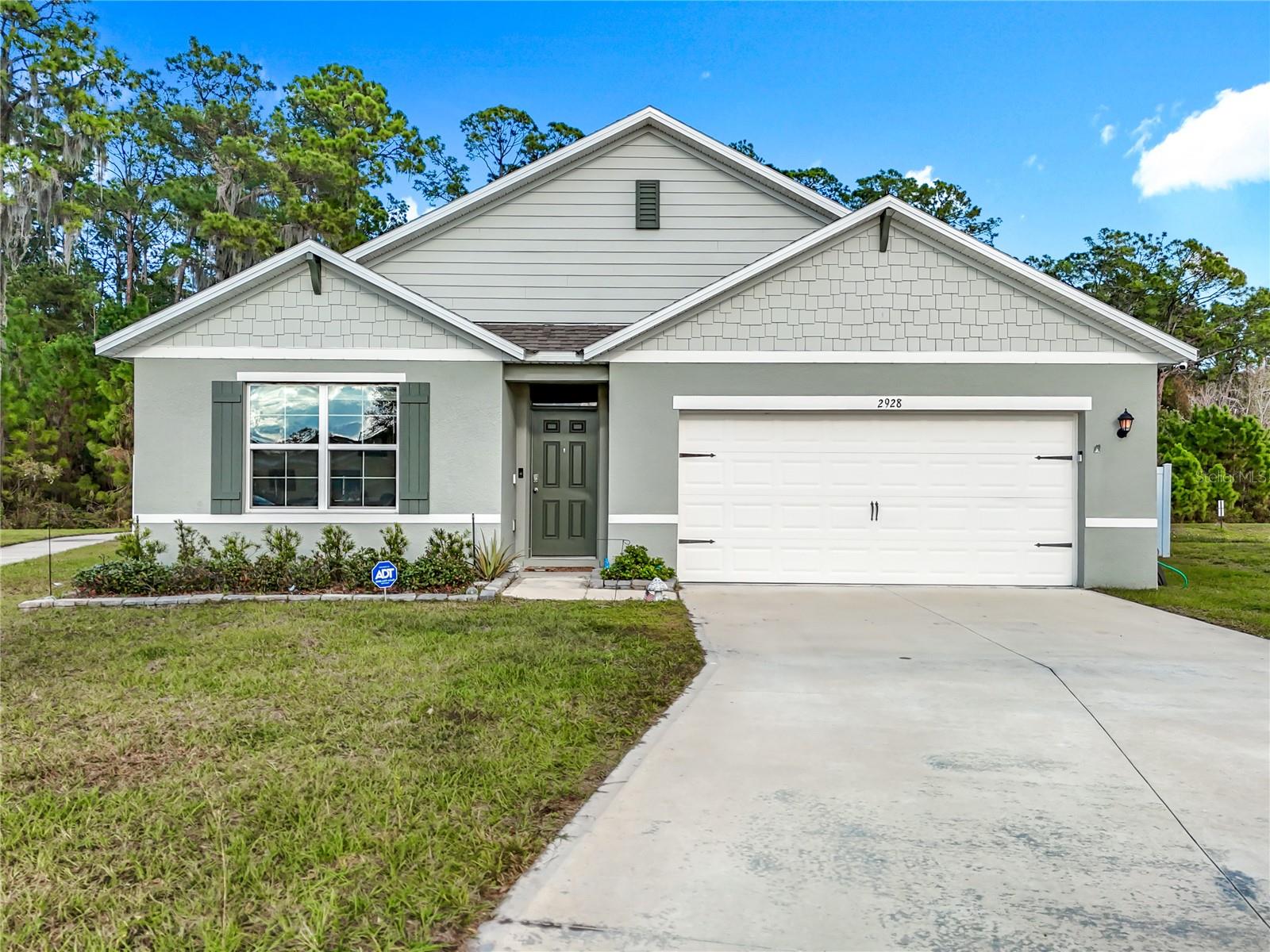2928 Canary, Tavares, FL 32778
