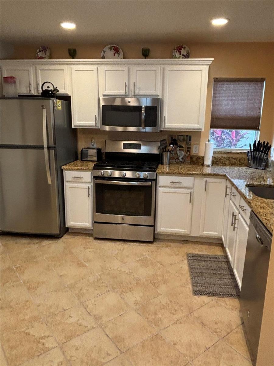 1069 Burnettown, The Villages, FL 32162
