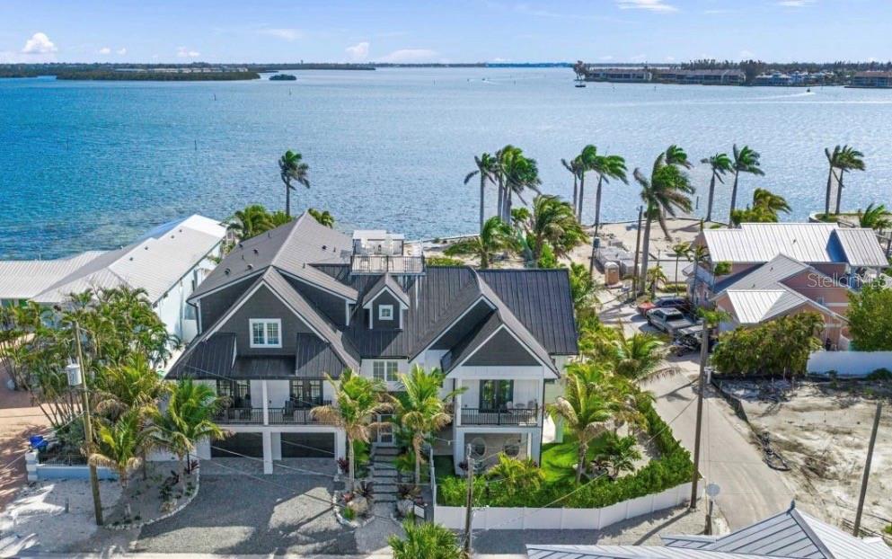 2175 Avenue A, Bradenton Beach, FL 34217