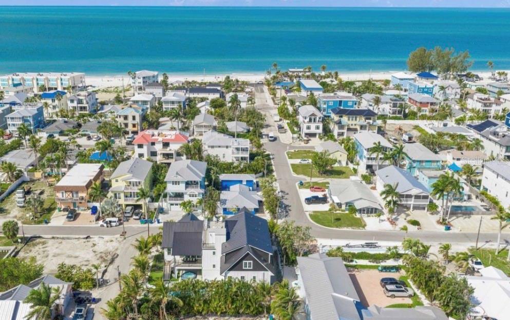 2175 Avenue A, Bradenton Beach, FL 34217