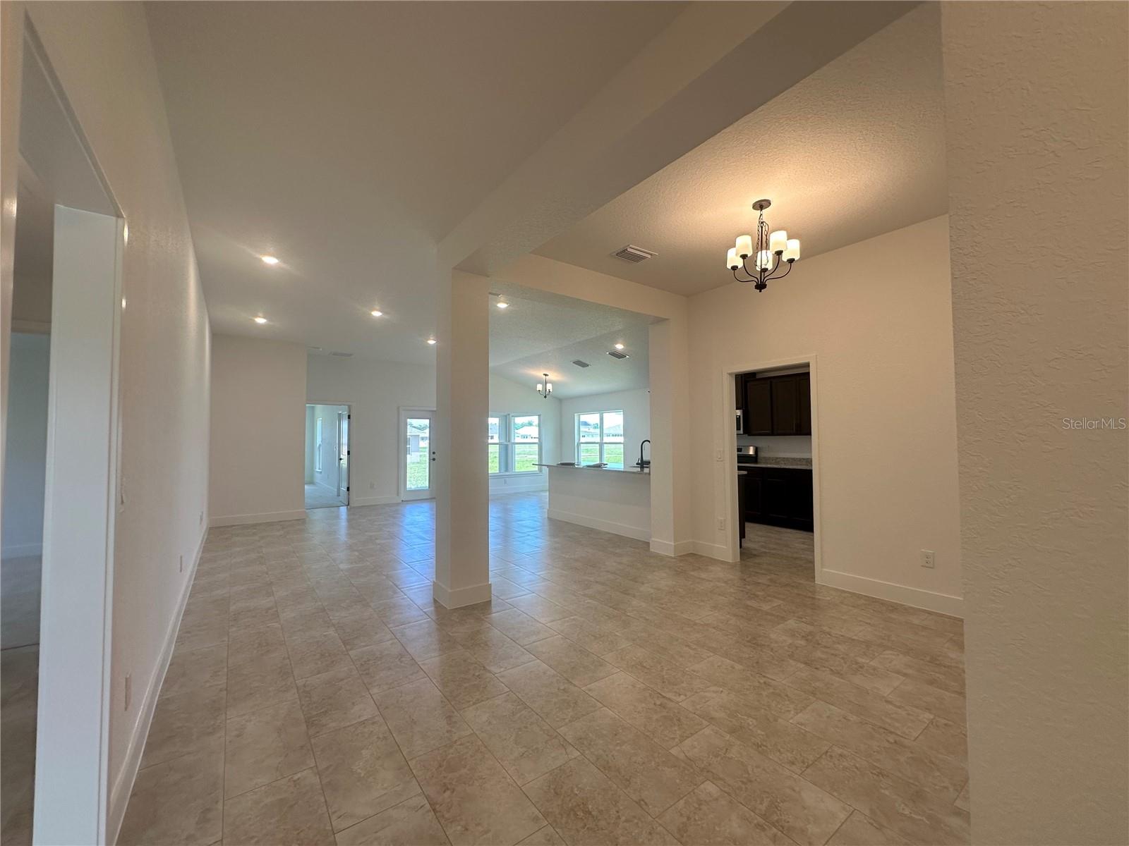 12551 48th, Oxford, FL 34484