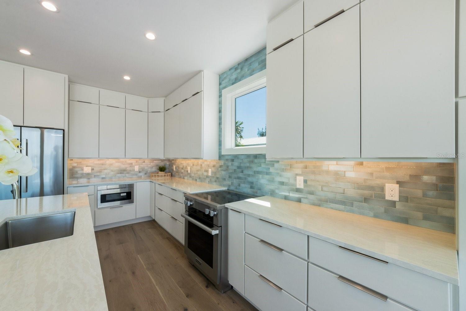 870 Shore, Anna Maria, FL 34216