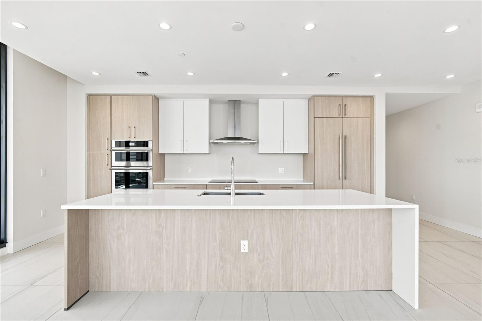 275 1st Ave South Unit 2606, St Petersburg, FL 33701