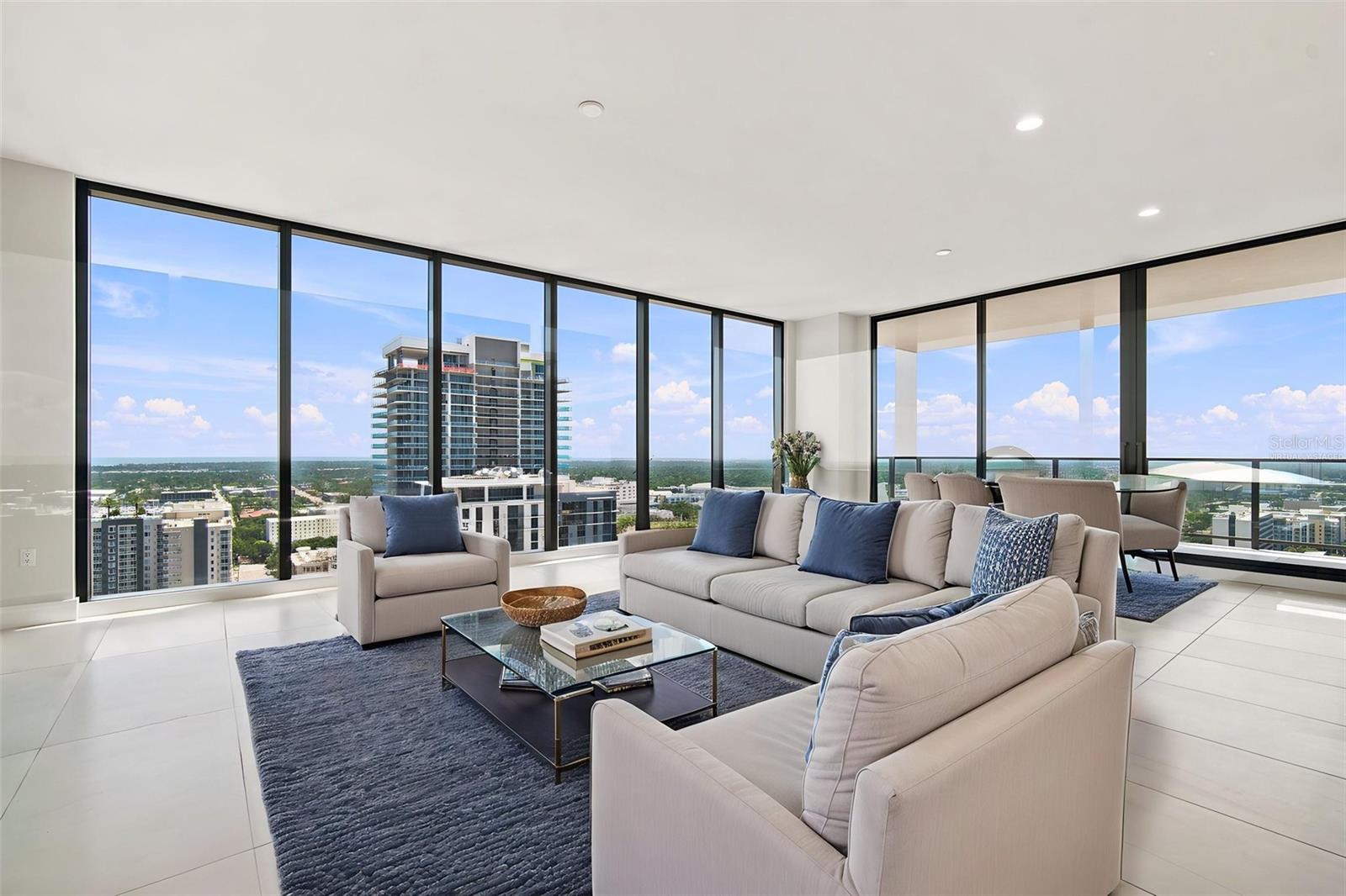 275 1st Ave South Unit 2606, St Petersburg, FL 33701