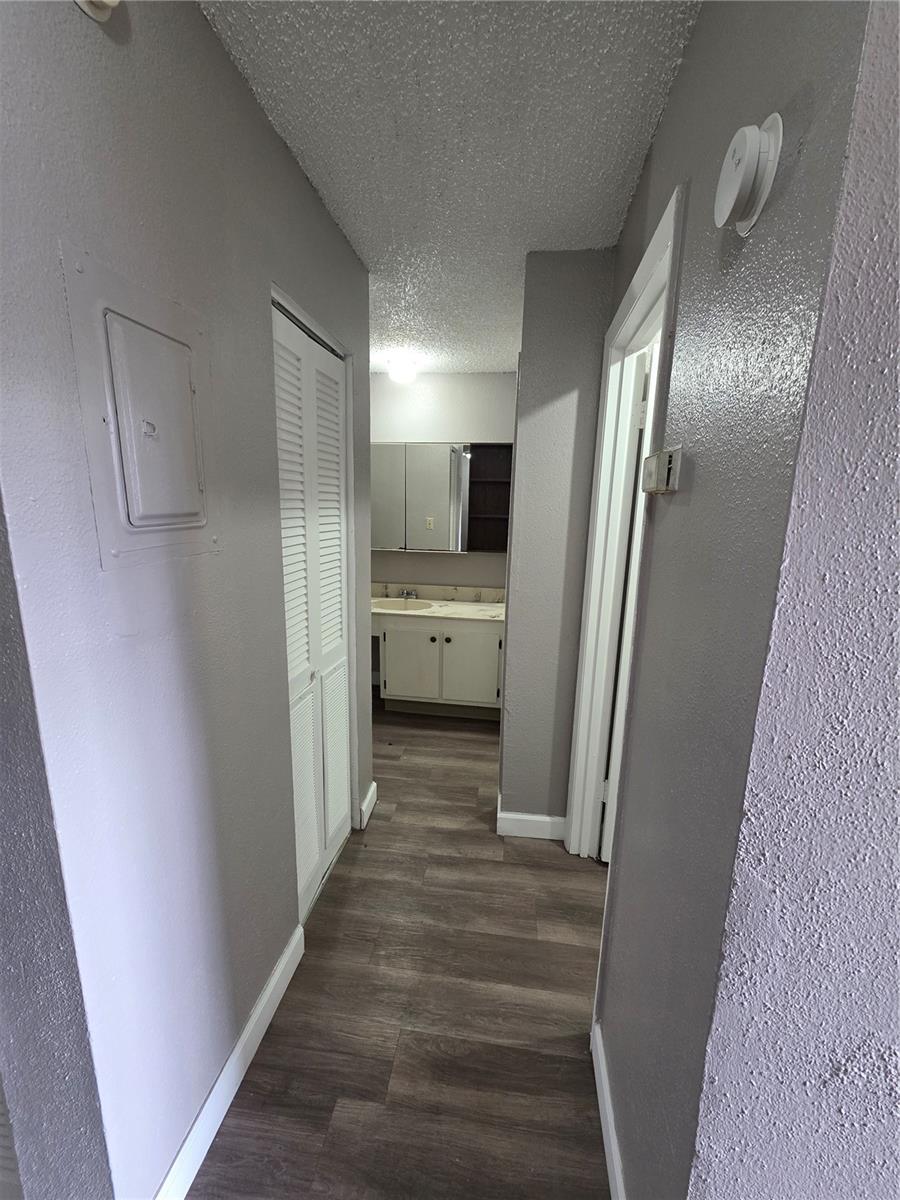 2811 Archer Unit R142, Gainesville, FL 32608