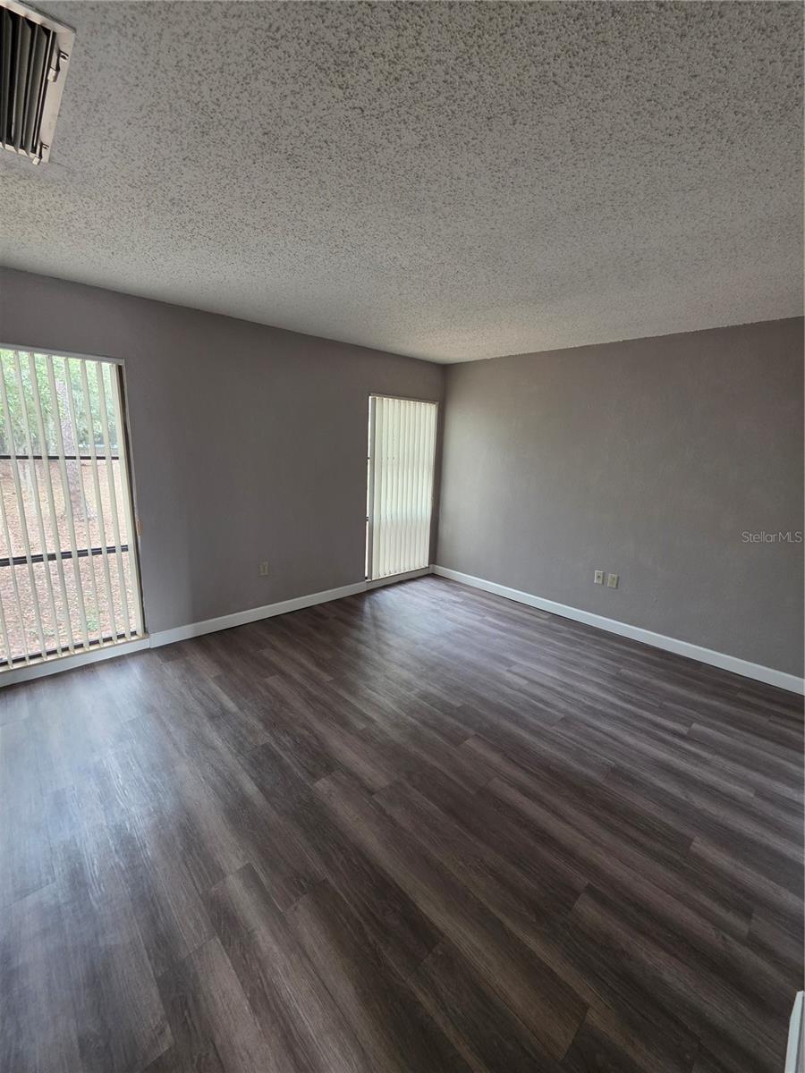 2811 Archer Unit R142, Gainesville, FL 32608