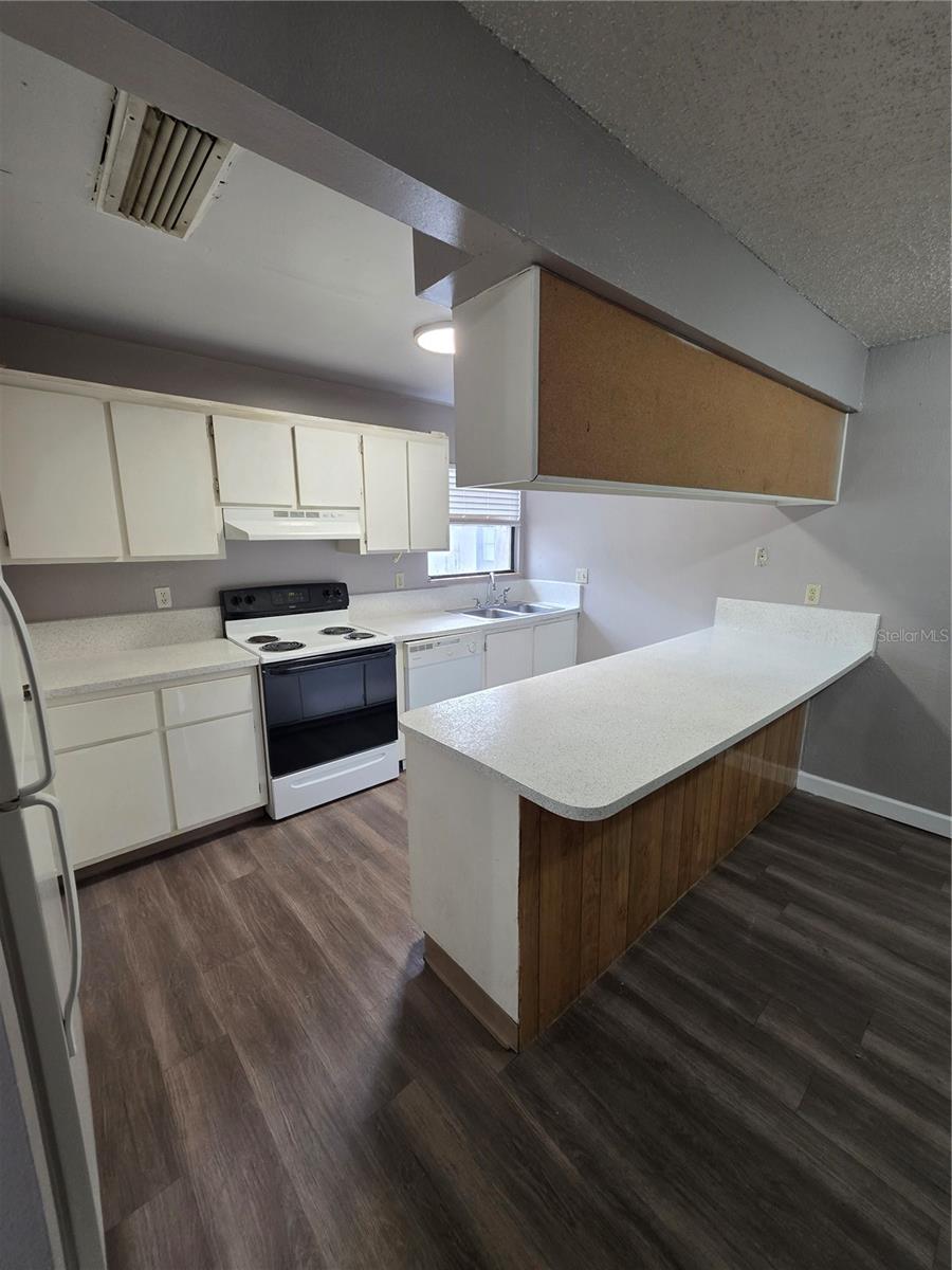 2811 Archer Unit R142, Gainesville, FL 32608
