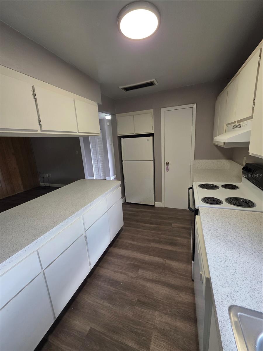 2811 Archer Unit R142, Gainesville, FL 32608