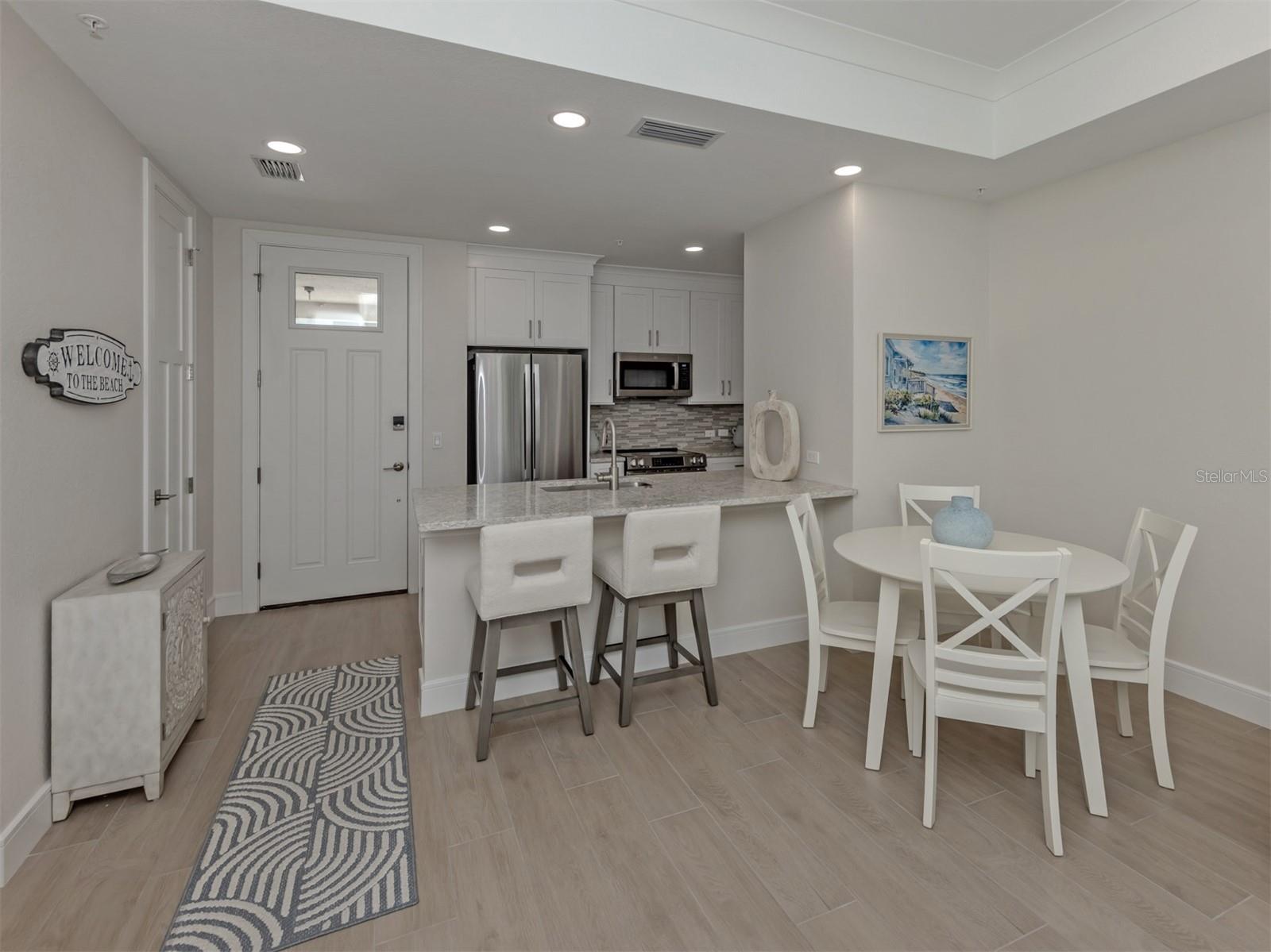 787 S. Tamiami Trail Unit 202, Venice, FL 34285