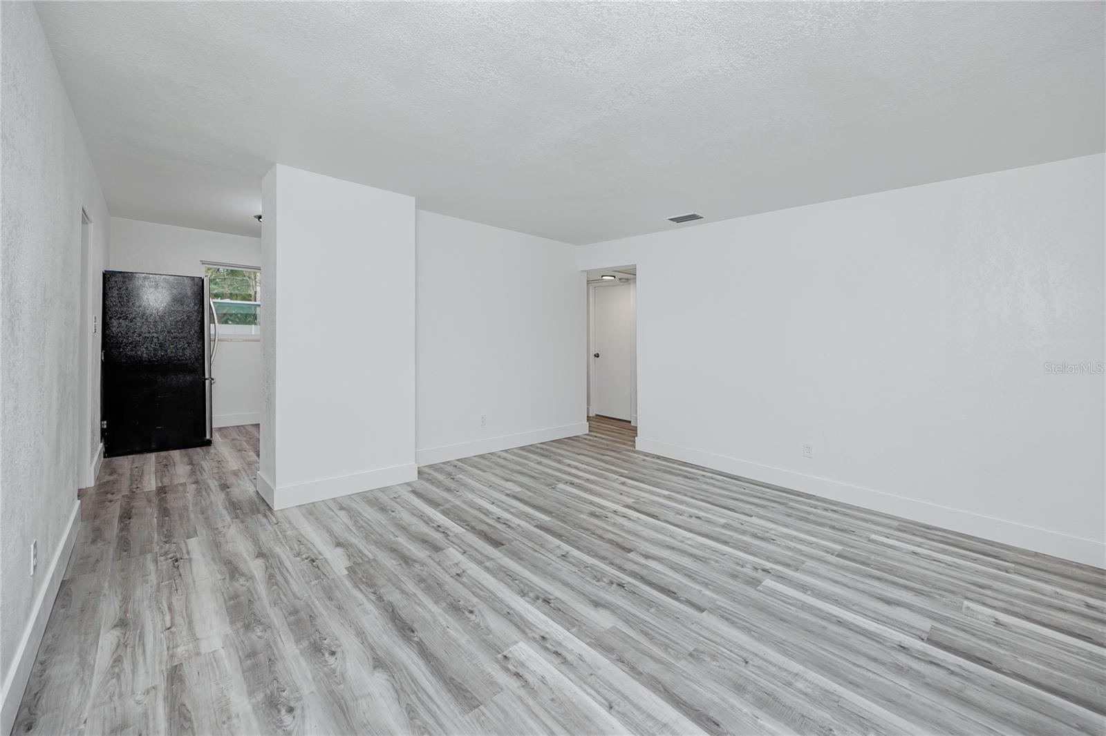 418 39th, St Petersburg, FL 33703