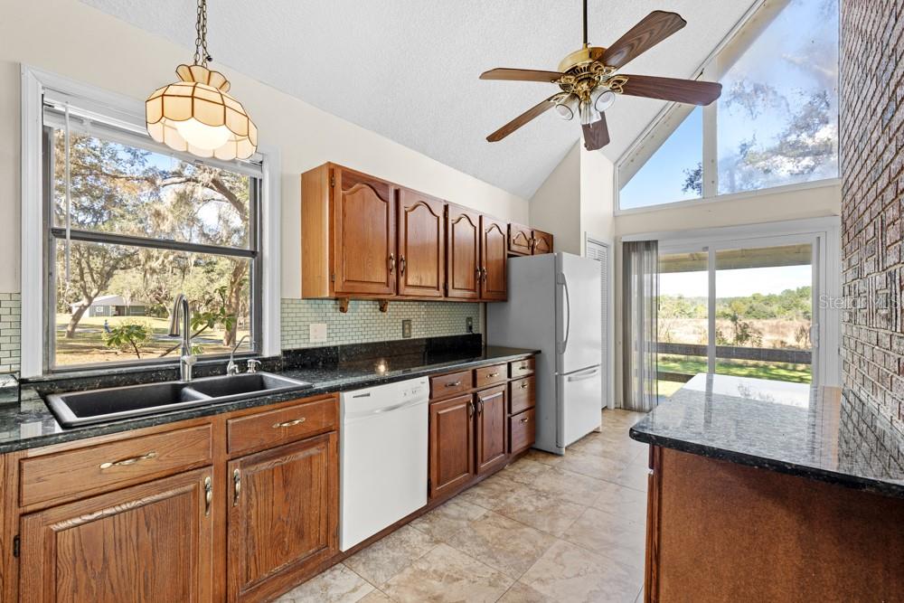 19621 Lake Lincoln, Eustis, FL 32736