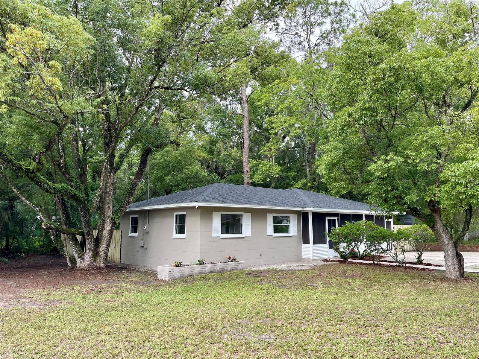 1715 6th, Gainesville, FL 32641