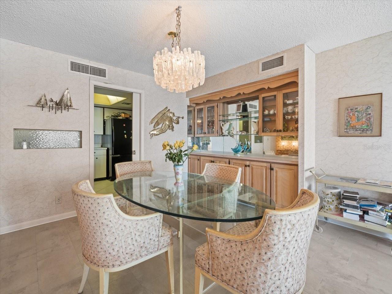1400 Gulf Unit 806, Clearwater, FL 33767
