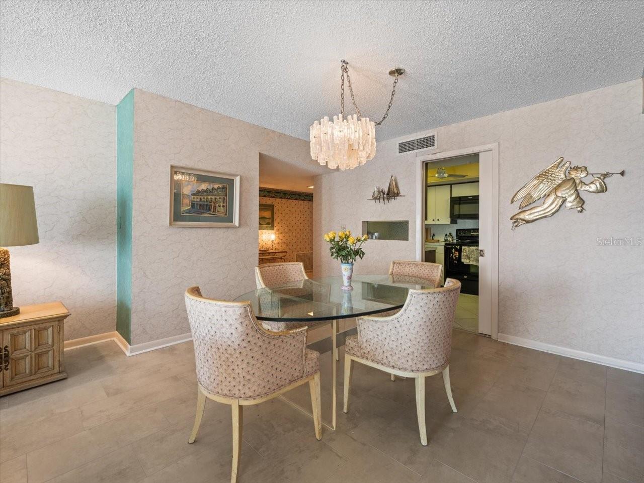 1400 Gulf Unit 806, Clearwater, FL 33767