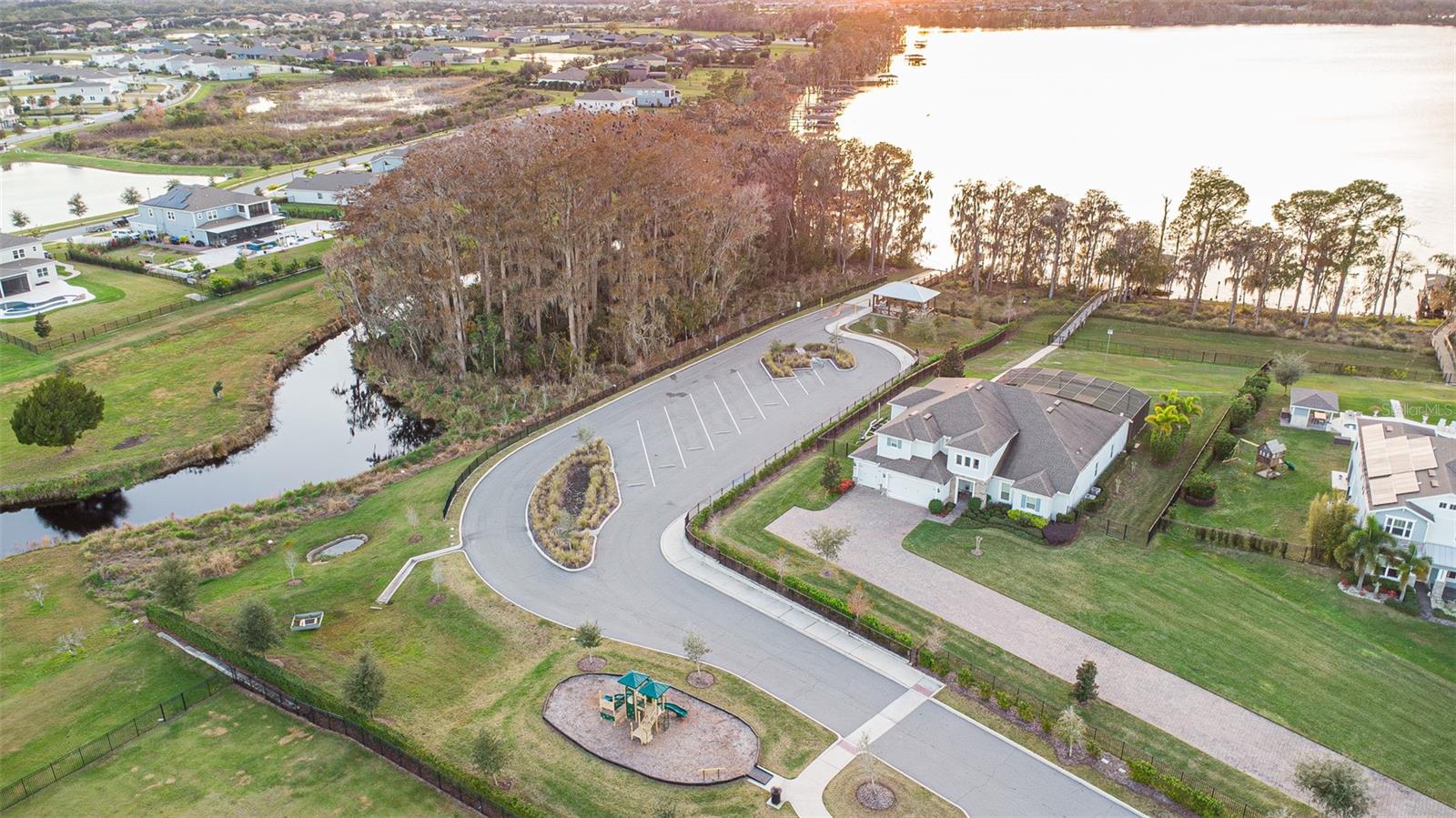 2206 Weatherly, Orlando, FL 32820