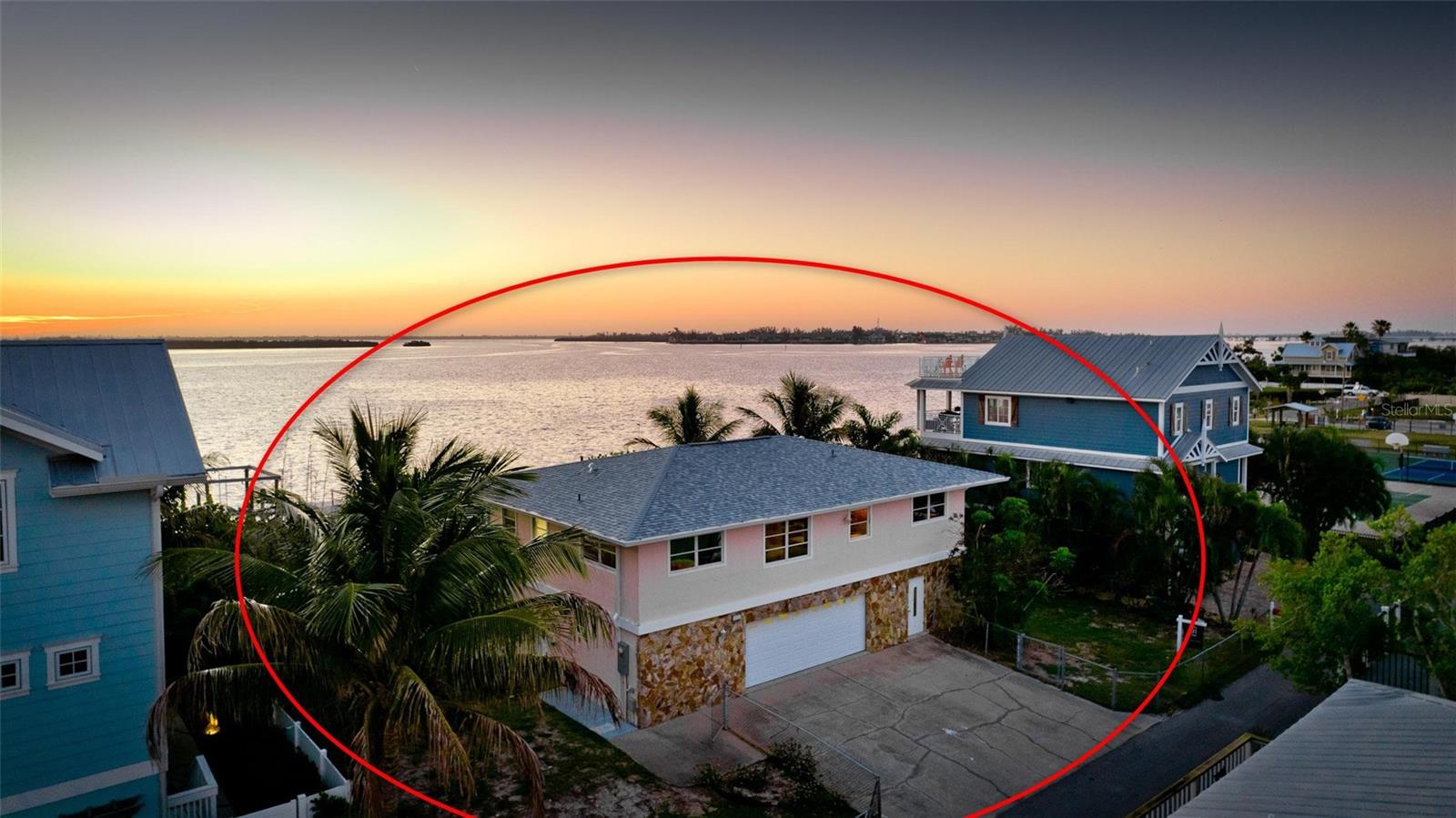 2512 Avenue A, Bradenton Beach, FL 34217