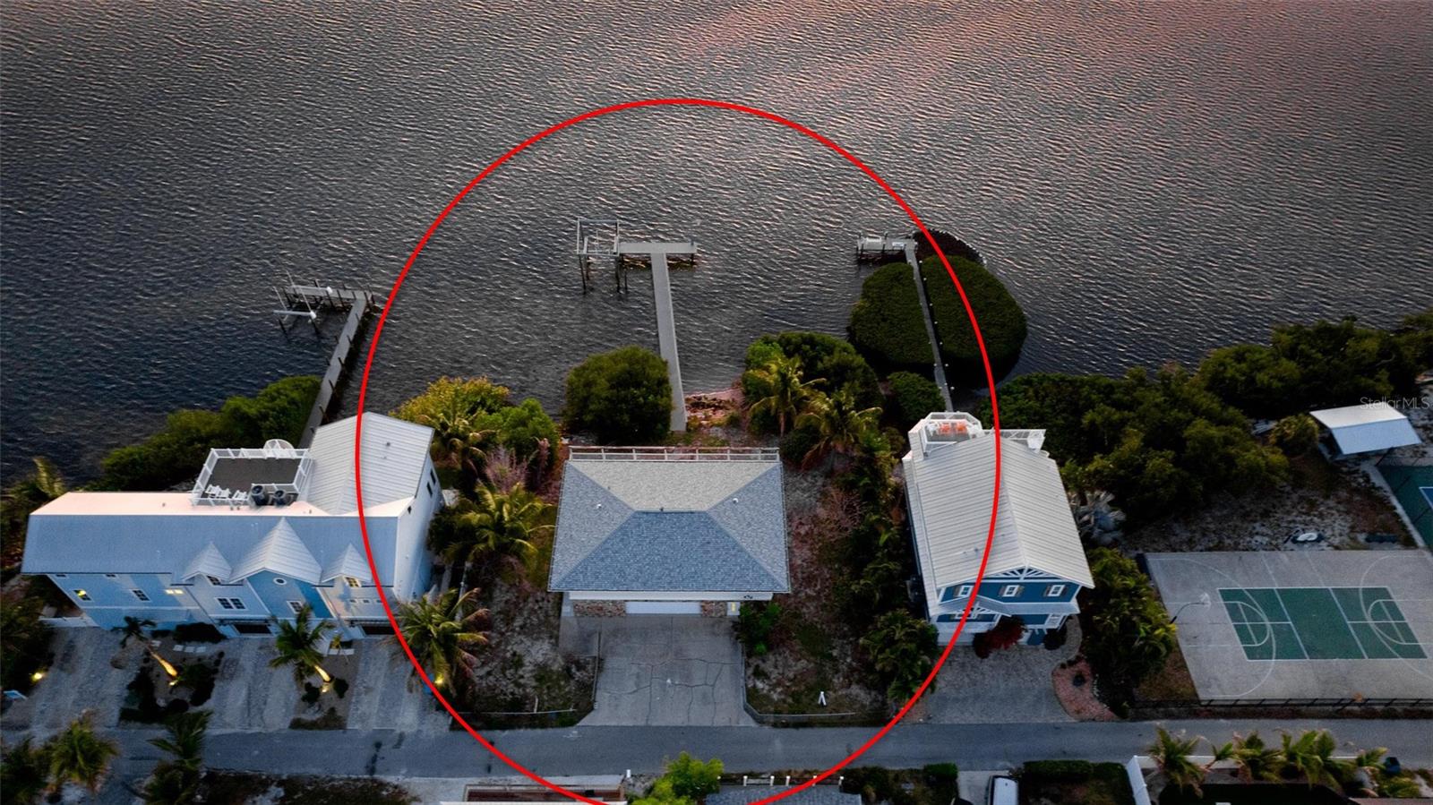 2512 Avenue A, Bradenton Beach, FL 34217