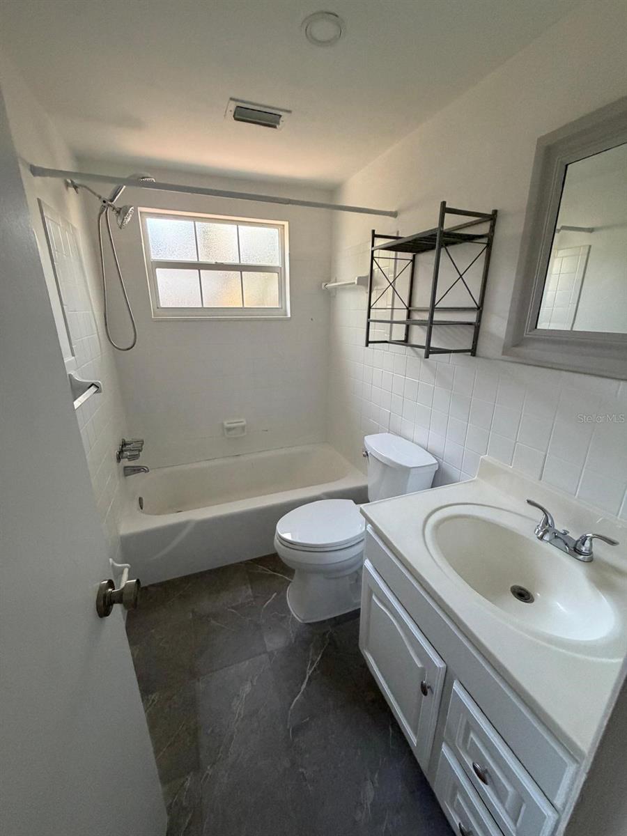 11102 28th, Tampa, FL 33612