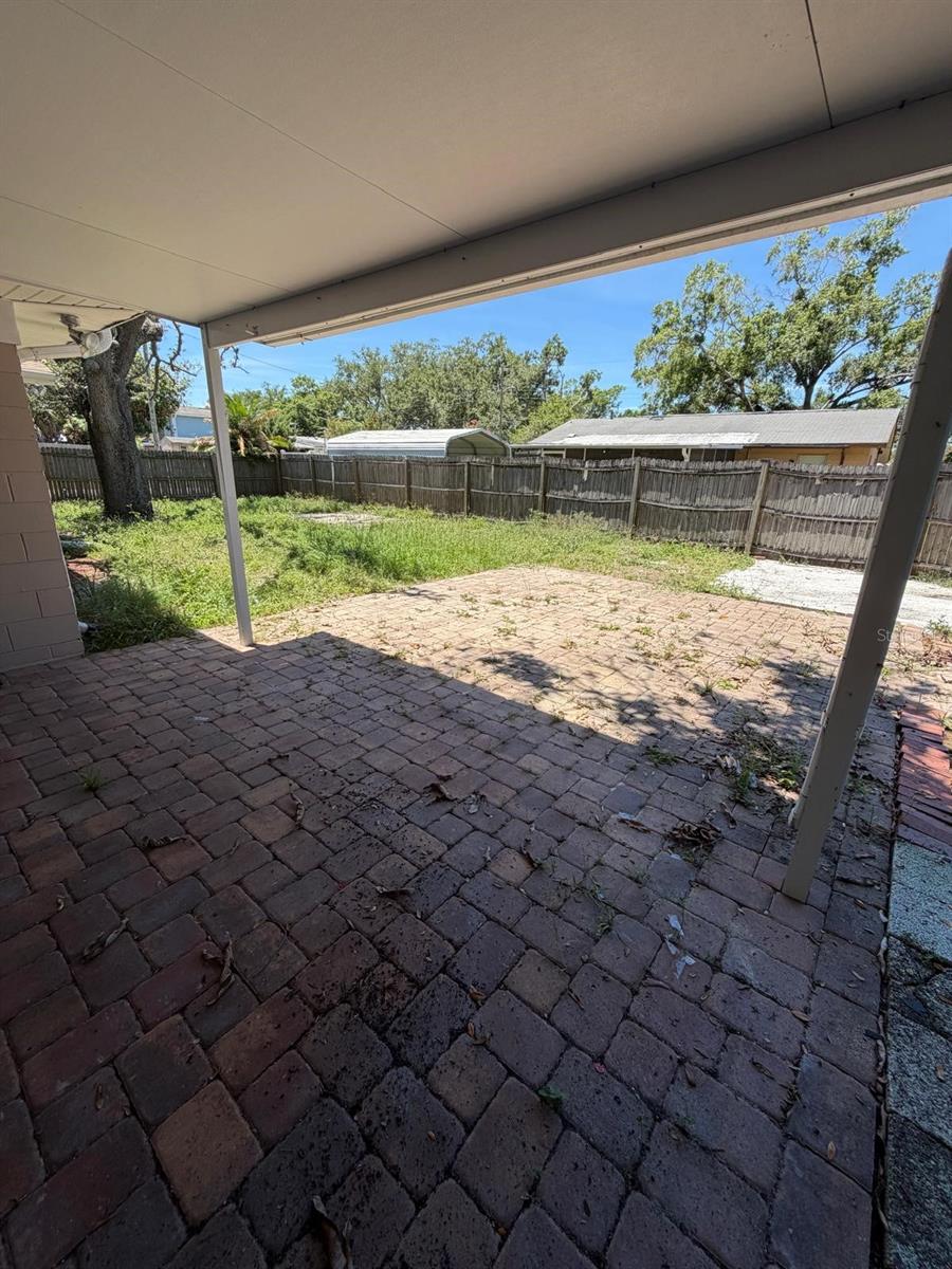 11102 28th, Tampa, FL 33612