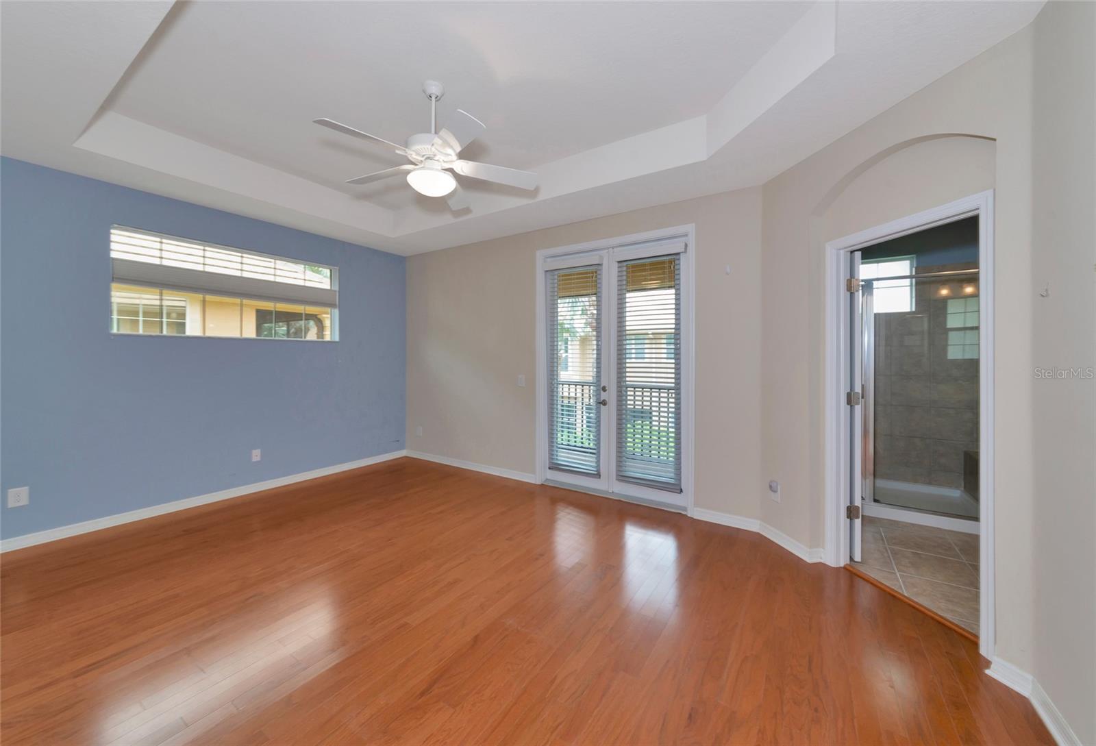 5519 Napa, Sarasota, FL 34243