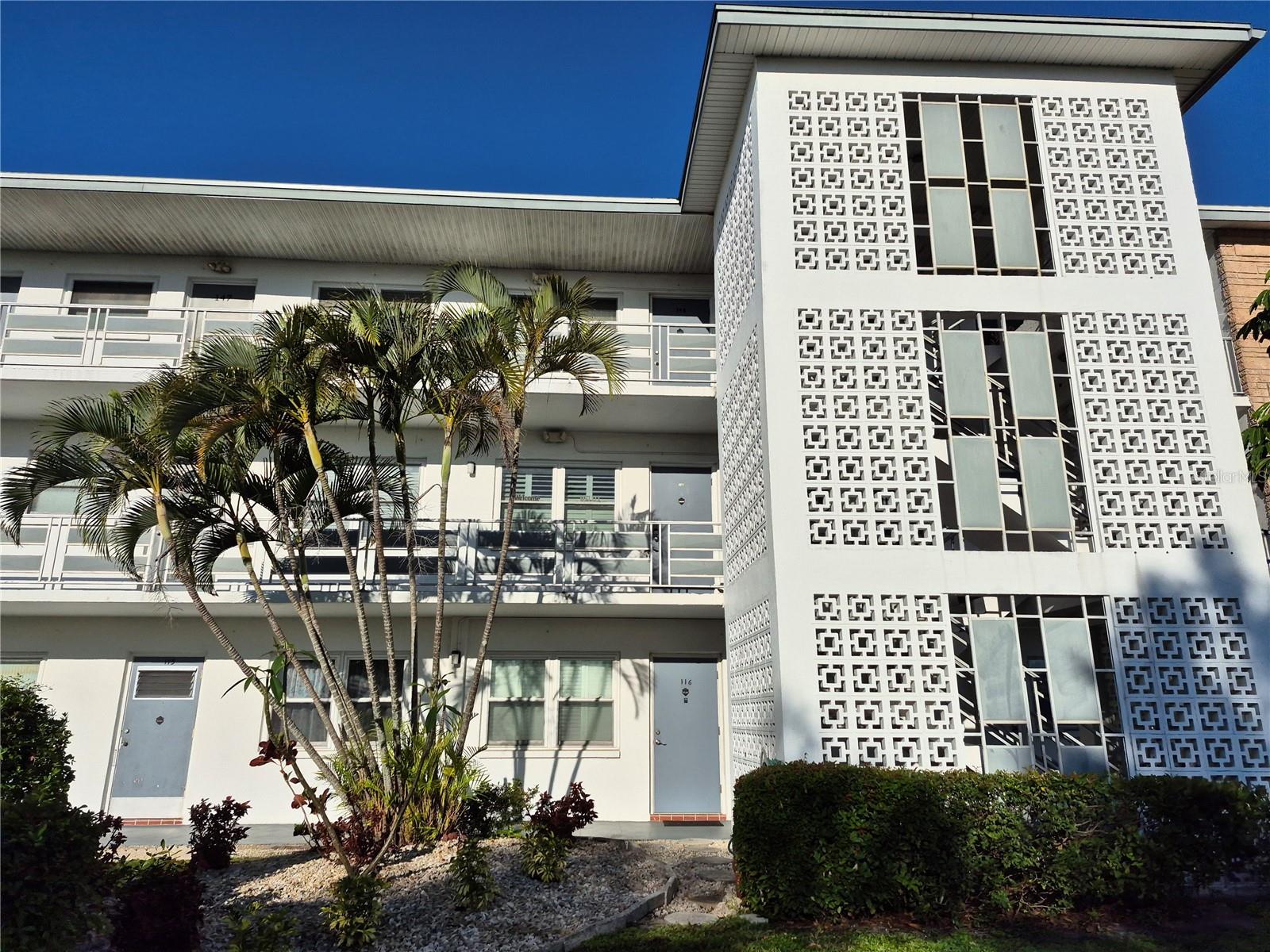 6000 20th Unit 116, St Petersburg, FL 33714