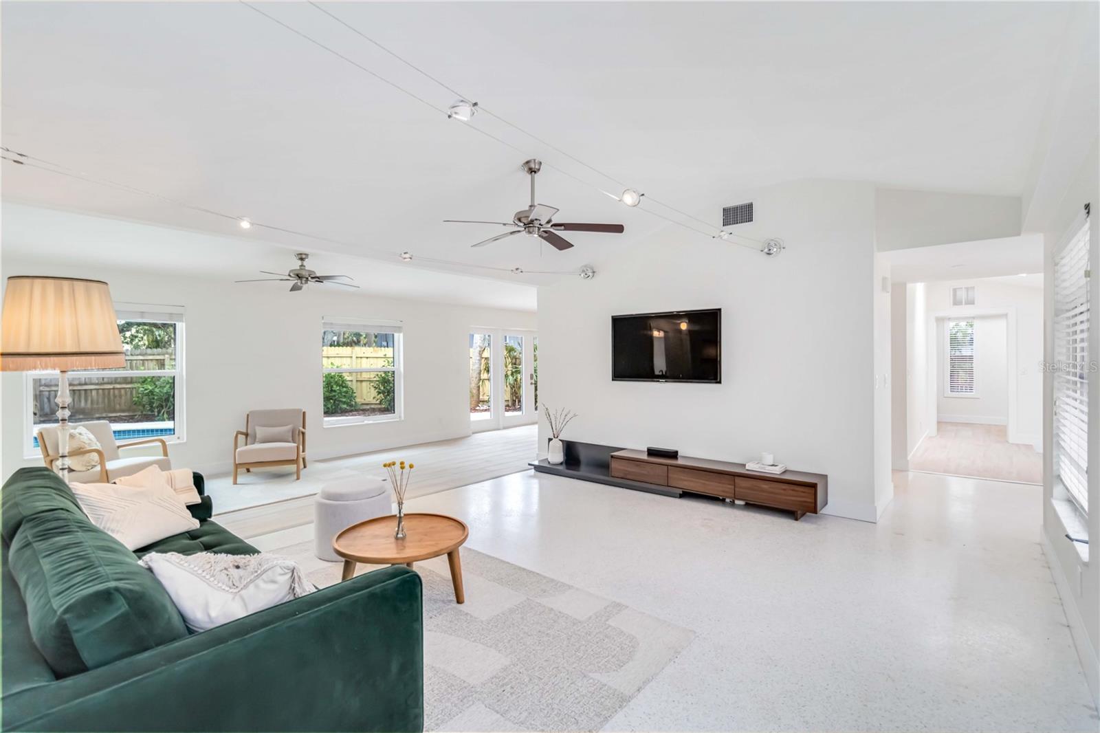 5107 Saint Albans, Sarasota, FL 34242