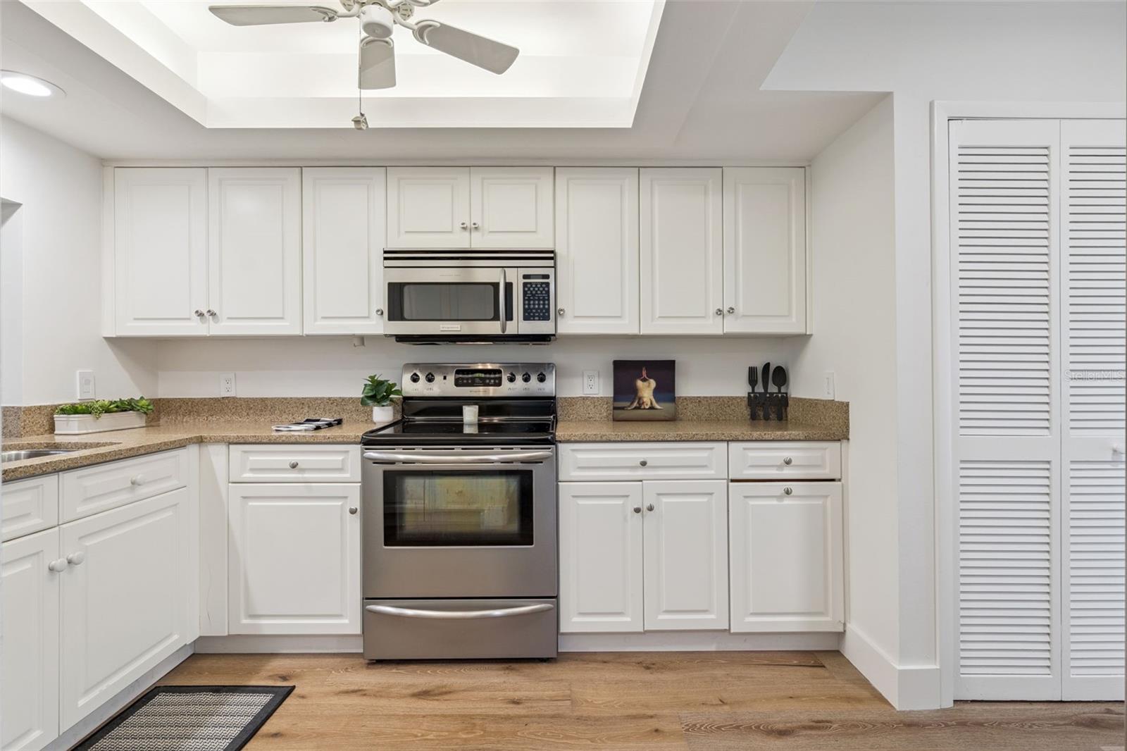 1994 Kenaston Unit 1994, Maitland, FL 32751