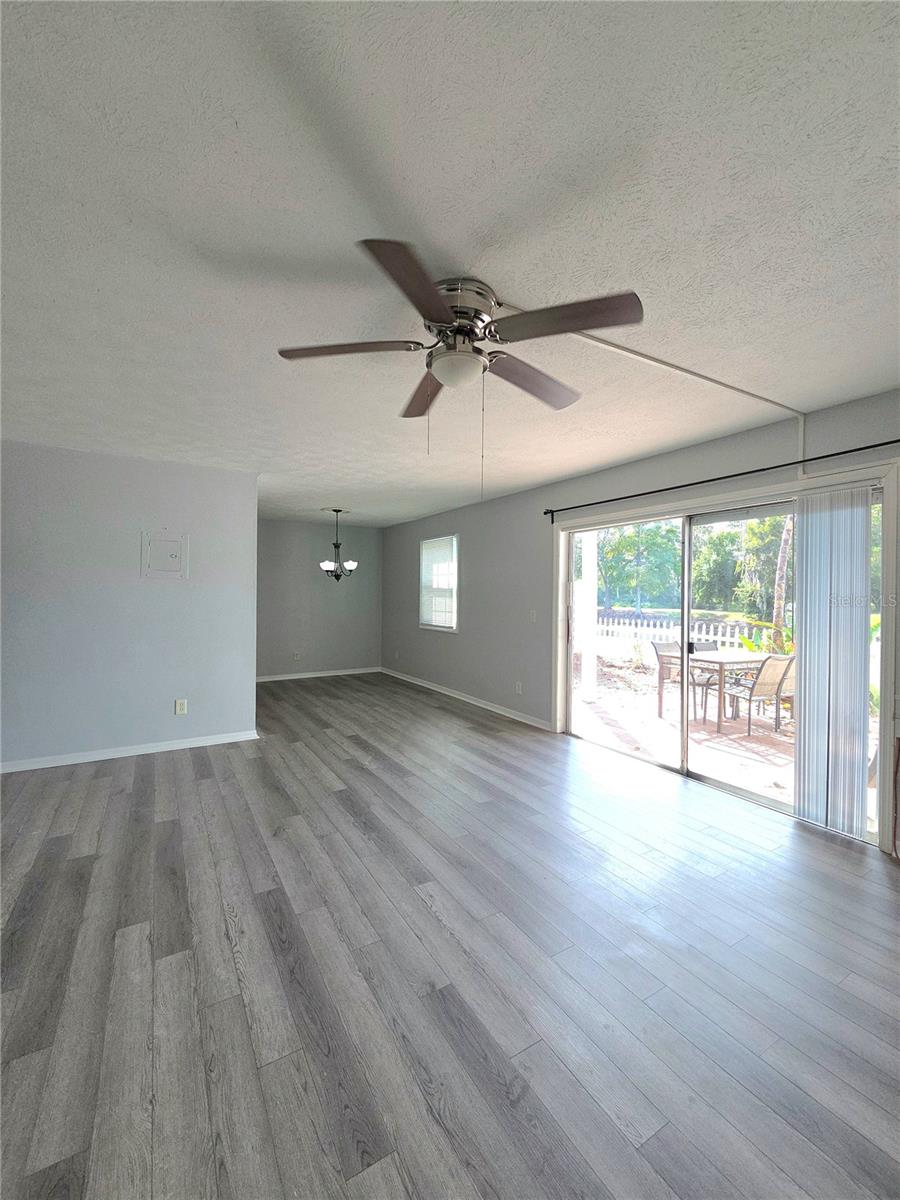 13690 Orange Sunset Unit 102, Tampa, FL 33618