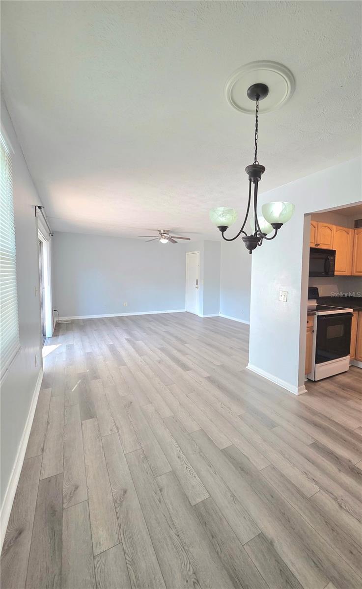 13690 Orange Sunset Unit 102, Tampa, FL 33618