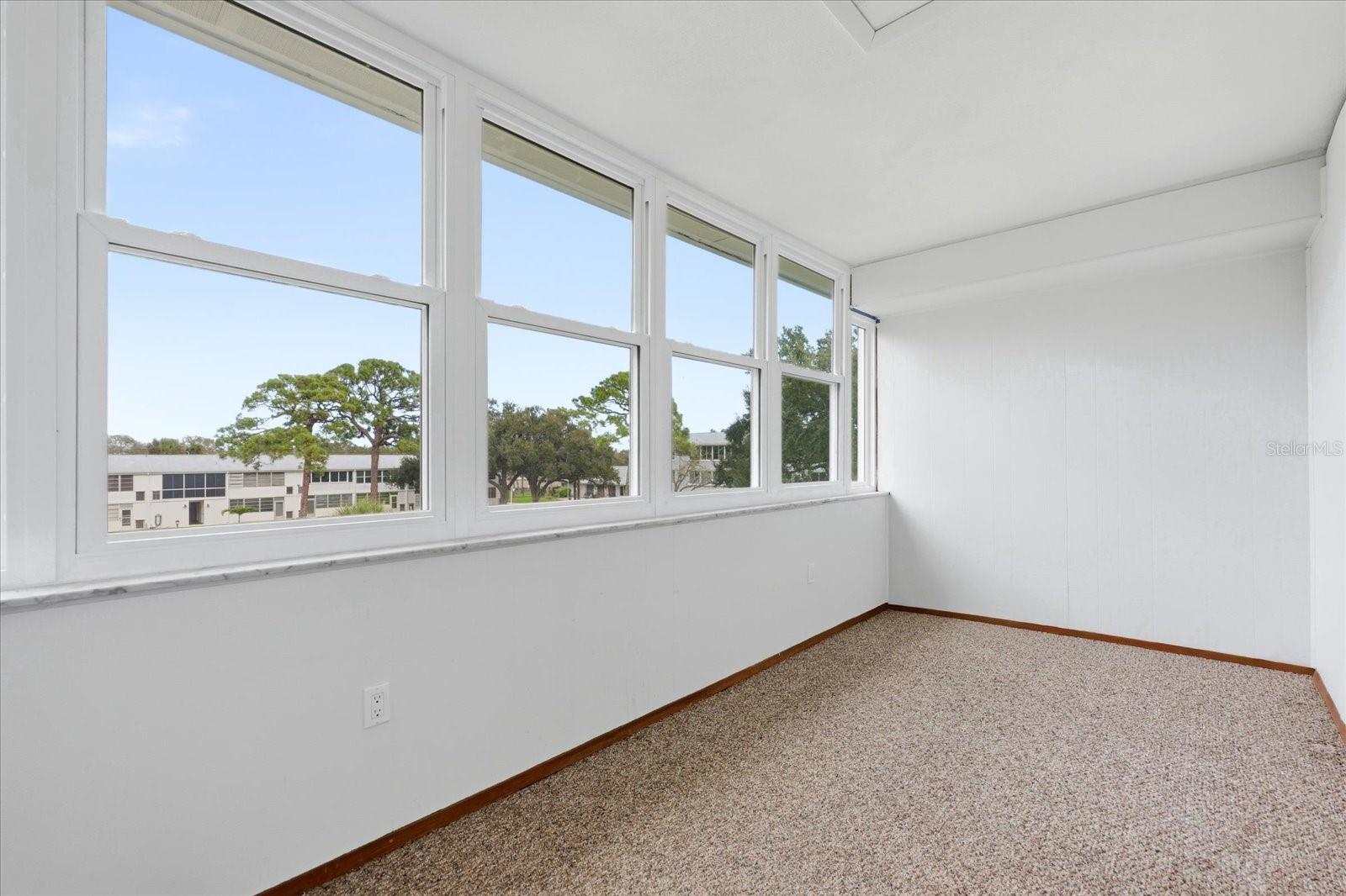 1001 77th Unit 307, St Petersburg, FL 33702