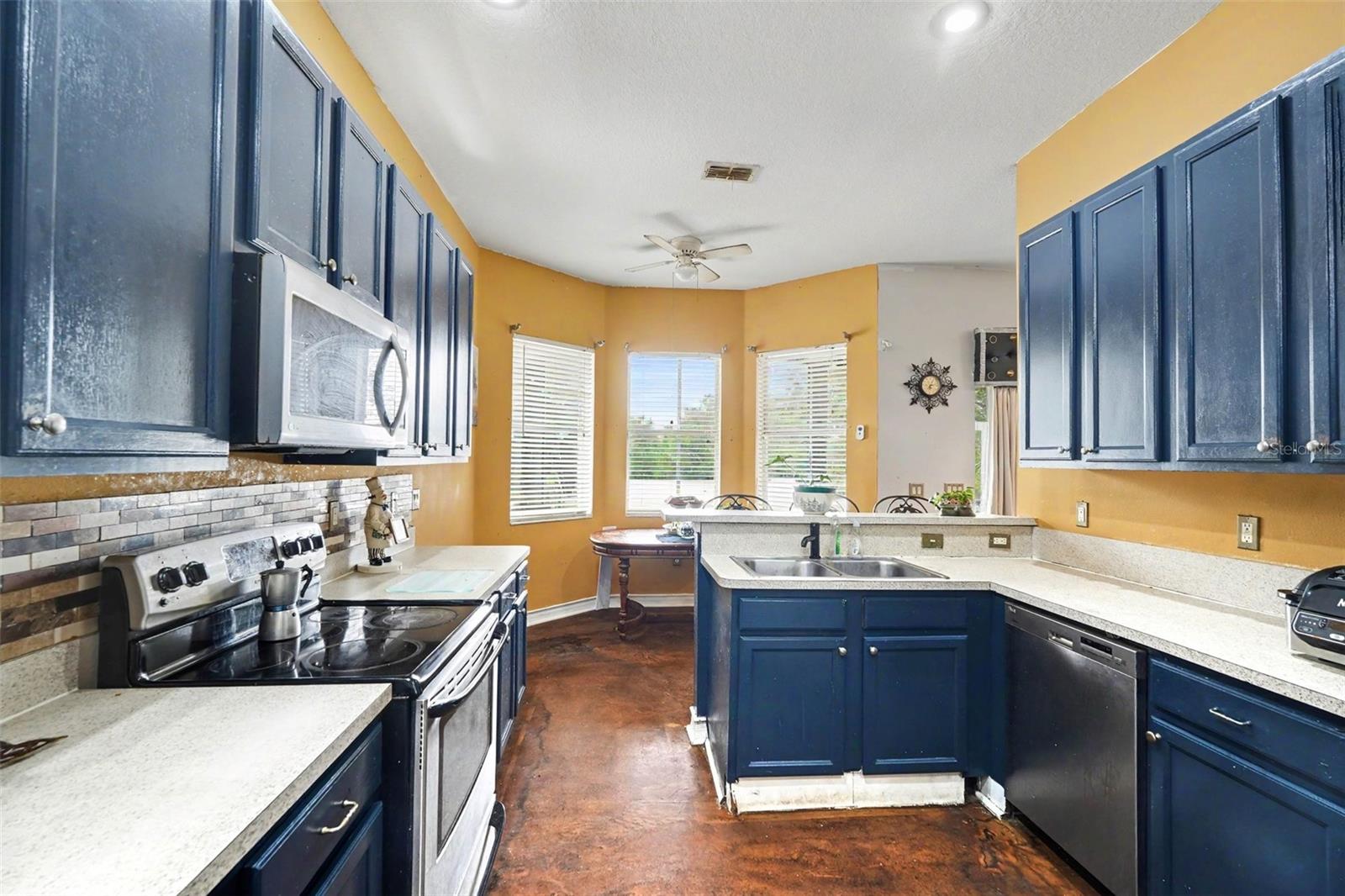 37110 Highland Bluff, Dade City, FL 33523