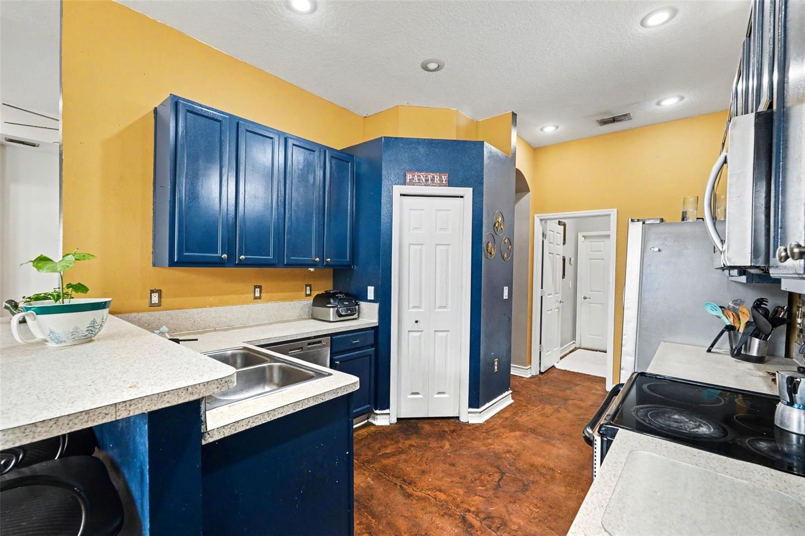 37110 Highland Bluff, Dade City, FL 33523
