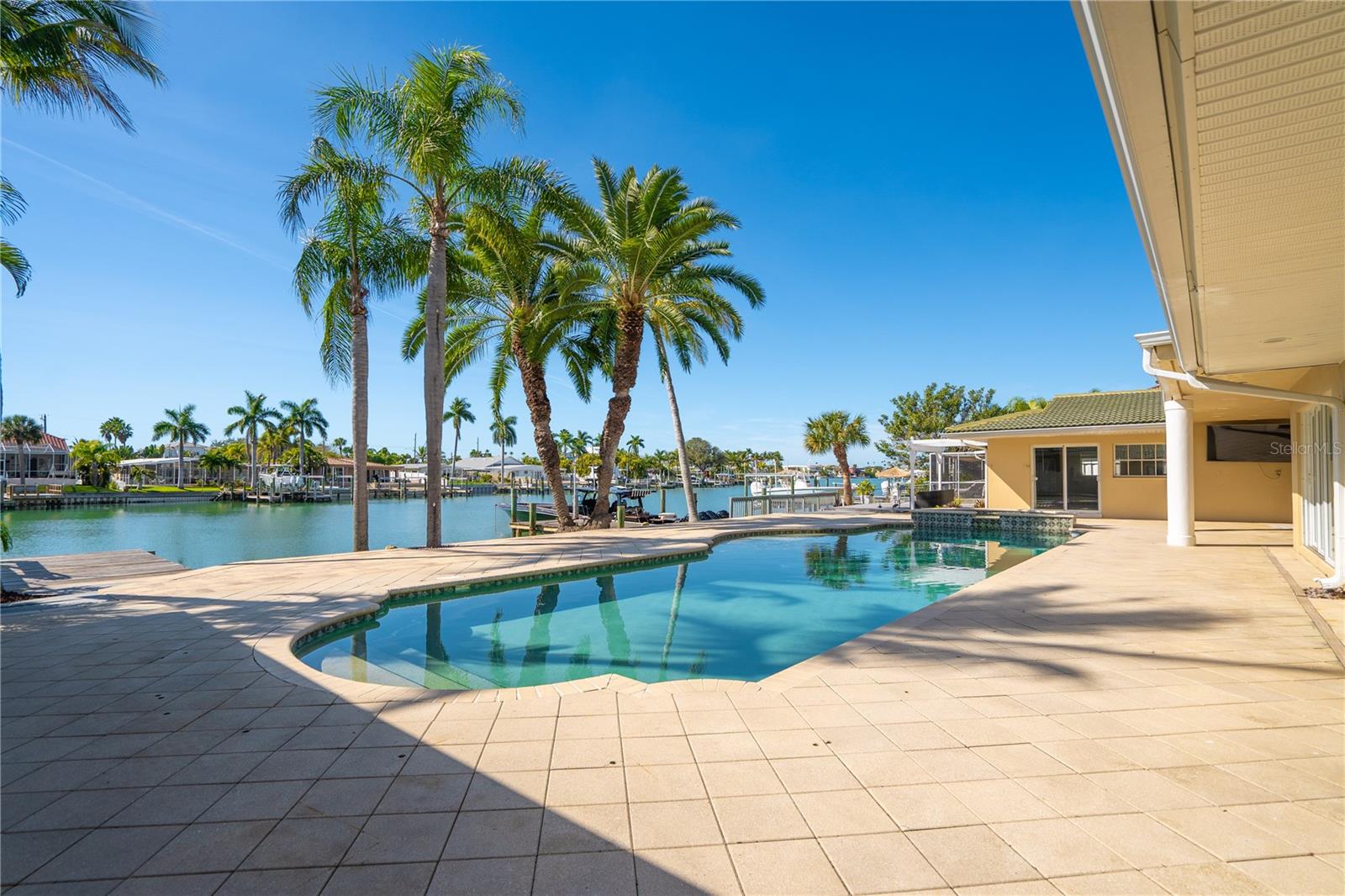 482 Hermosita, St Pete Beach, FL 33706