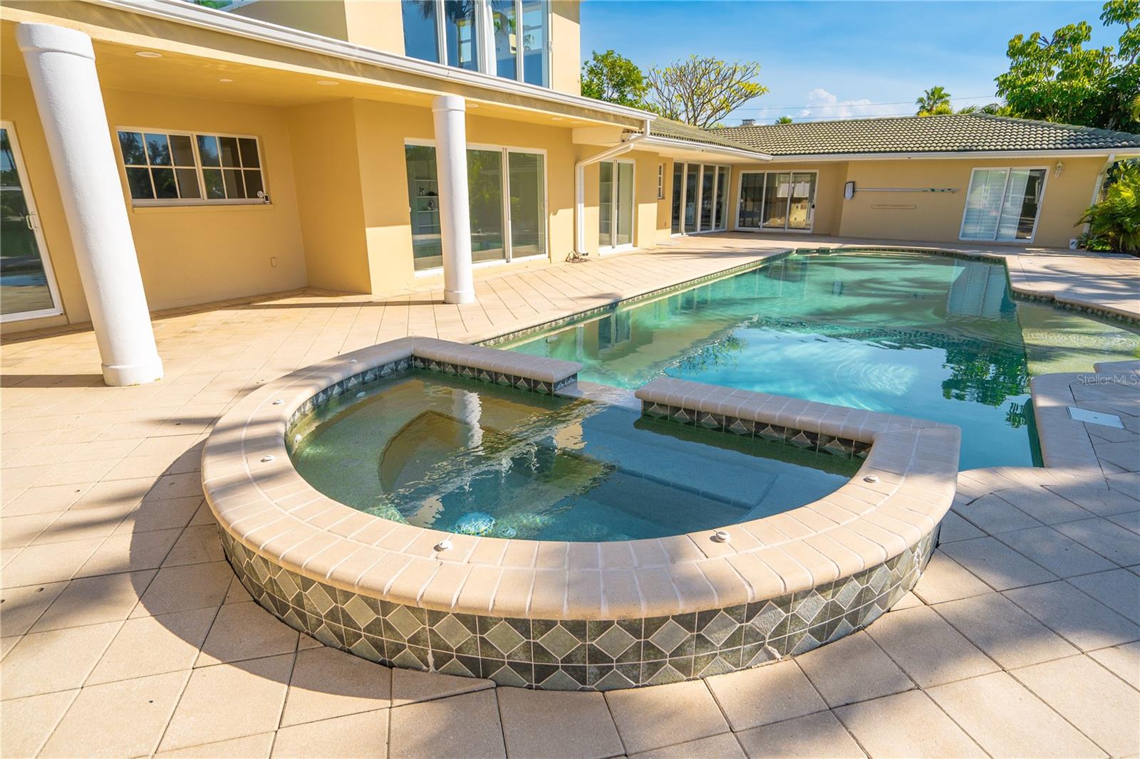 482 Hermosita, St Pete Beach, FL 33706