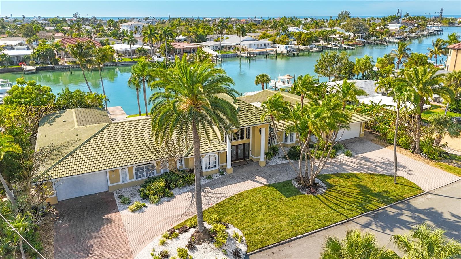 482 Hermosita, St Pete Beach, FL 33706