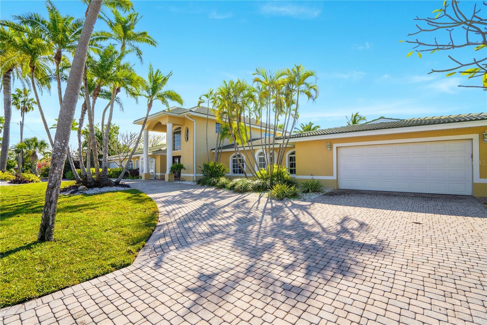 482 Hermosita, St Pete Beach, FL 33706