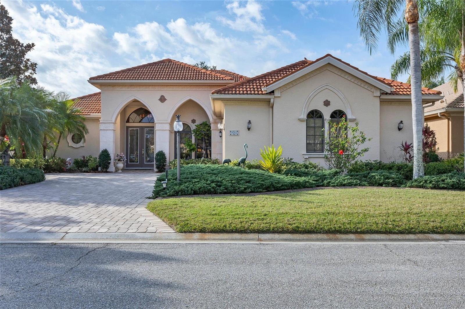 7042 Vilamoura, Lakewood Ranch, FL 34202