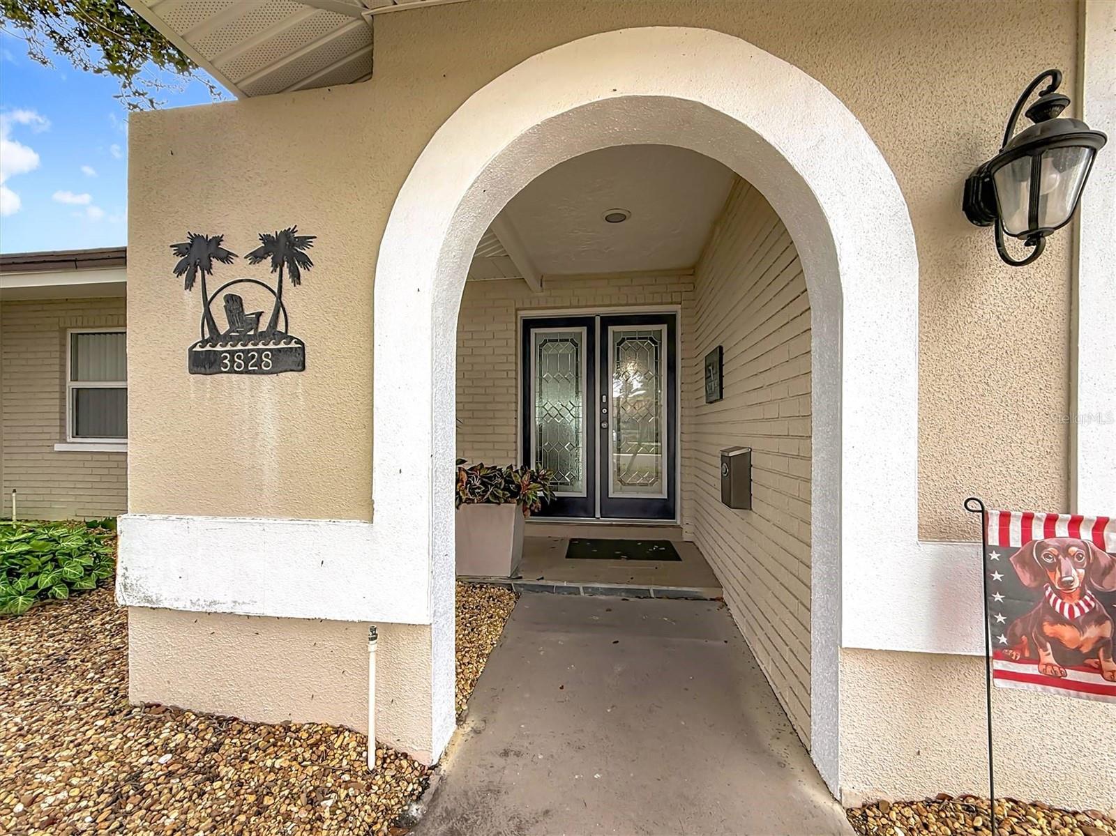 3828 48th, St Petersburg, FL 33711