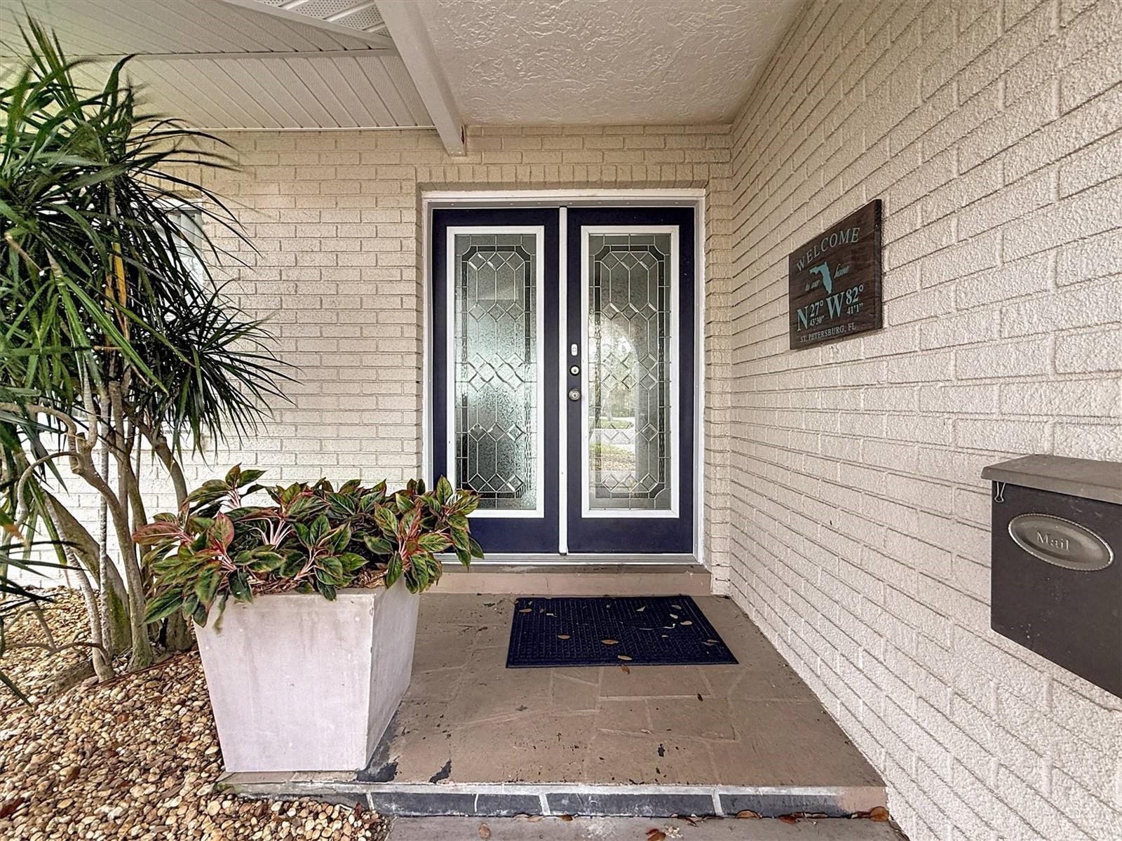 3828 48th, St Petersburg, FL 33711