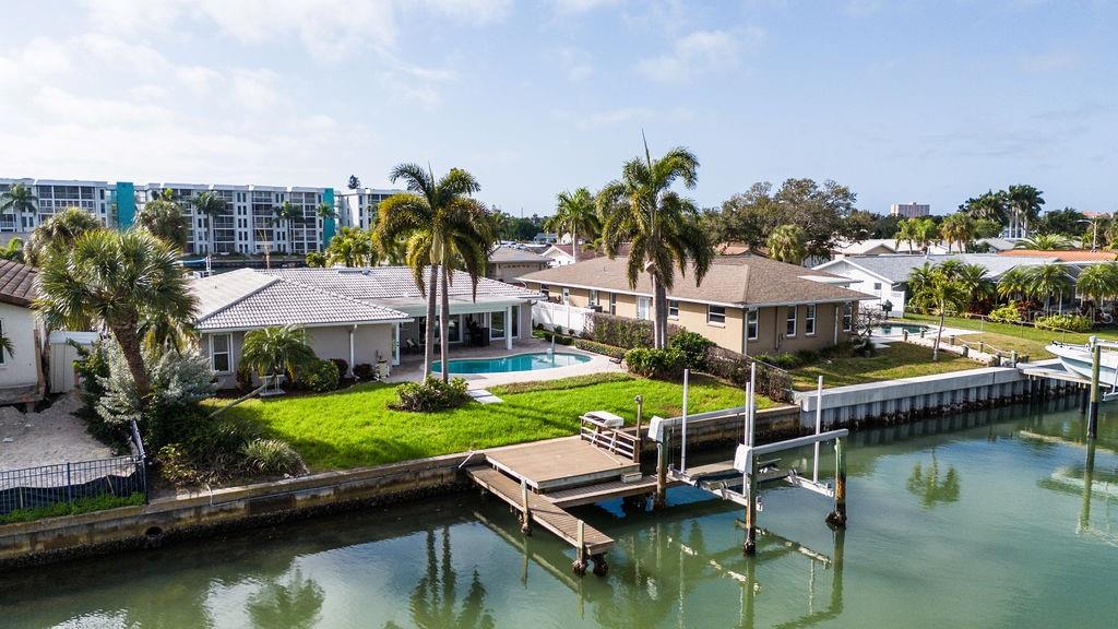 3807 48th, St Petersburg, FL 33711