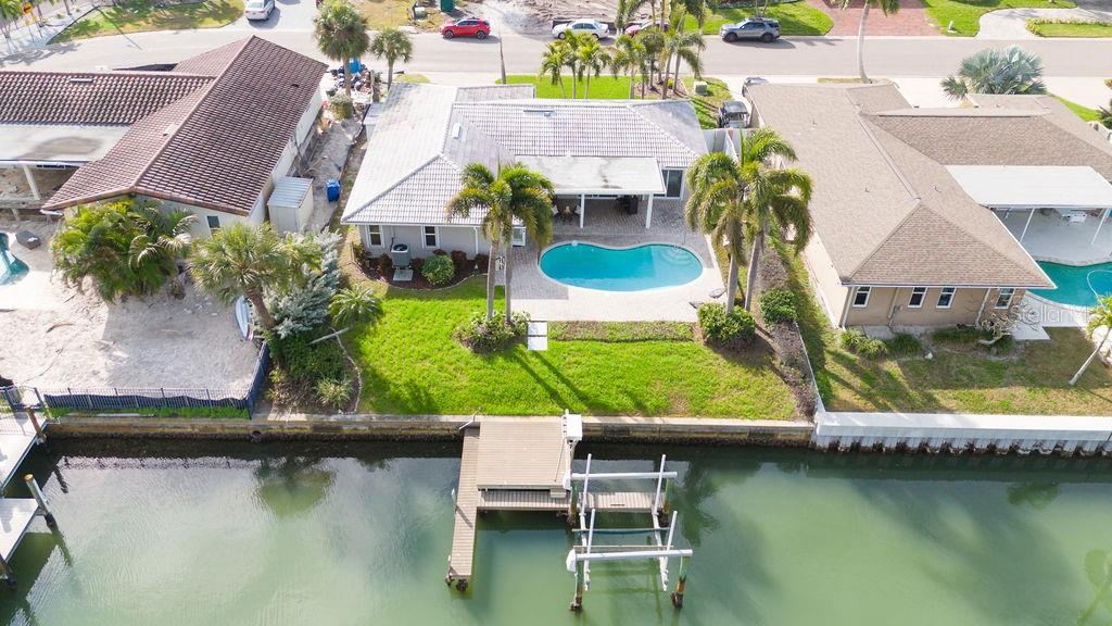 3807 48th, St Petersburg, FL 33711