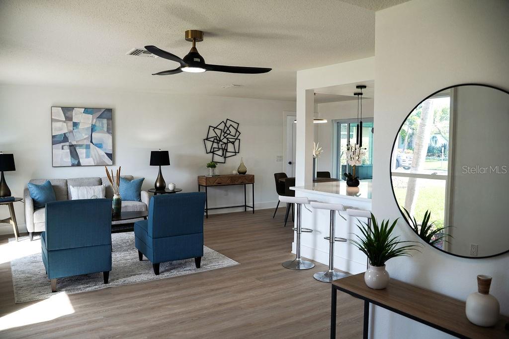 3807 48th, St Petersburg, FL 33711