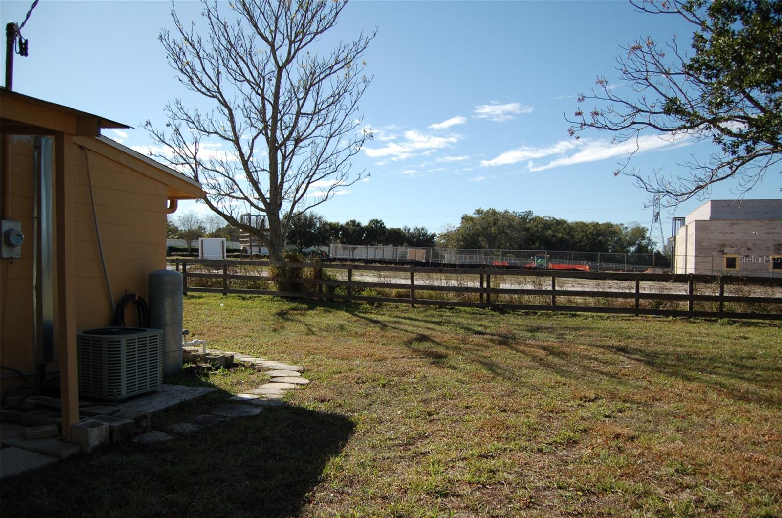223 County Road 466a, Fruitland Park, FL 34731