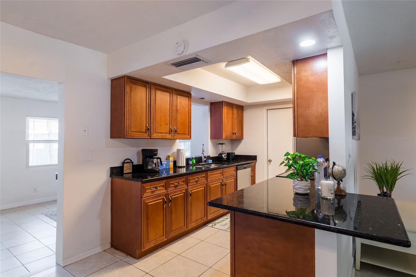95 Briggs, Sarasota, FL 34237